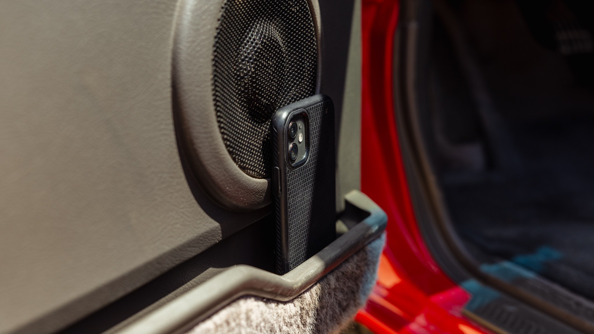 042 Nissan Hardbody Vintage Truck Drive