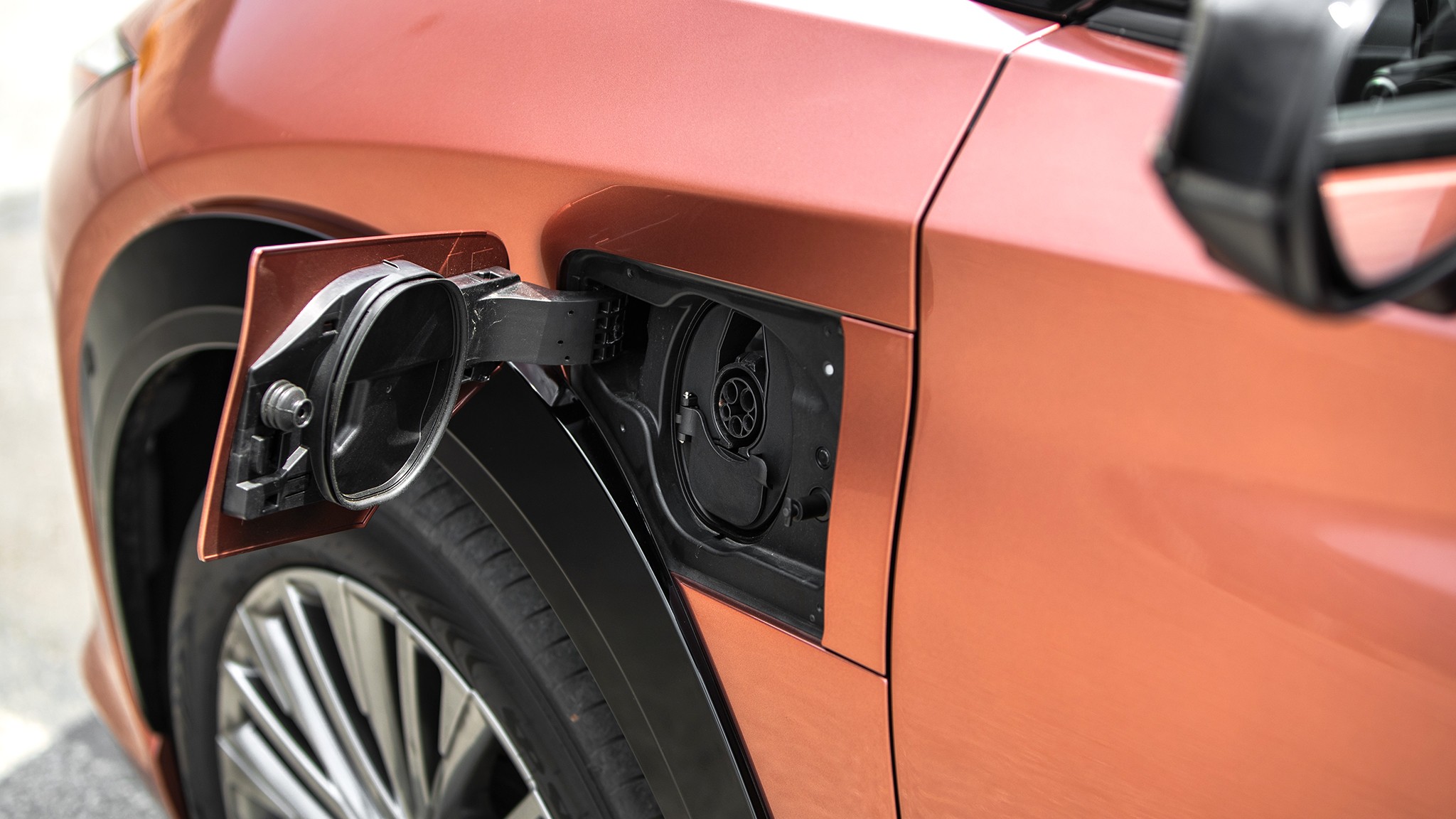 2024 Lexus RZ300e plug in charge point 22