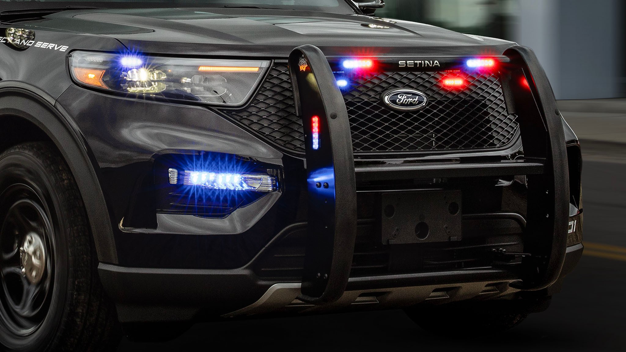 2025 Ford Explorer Police Interceptor 16
