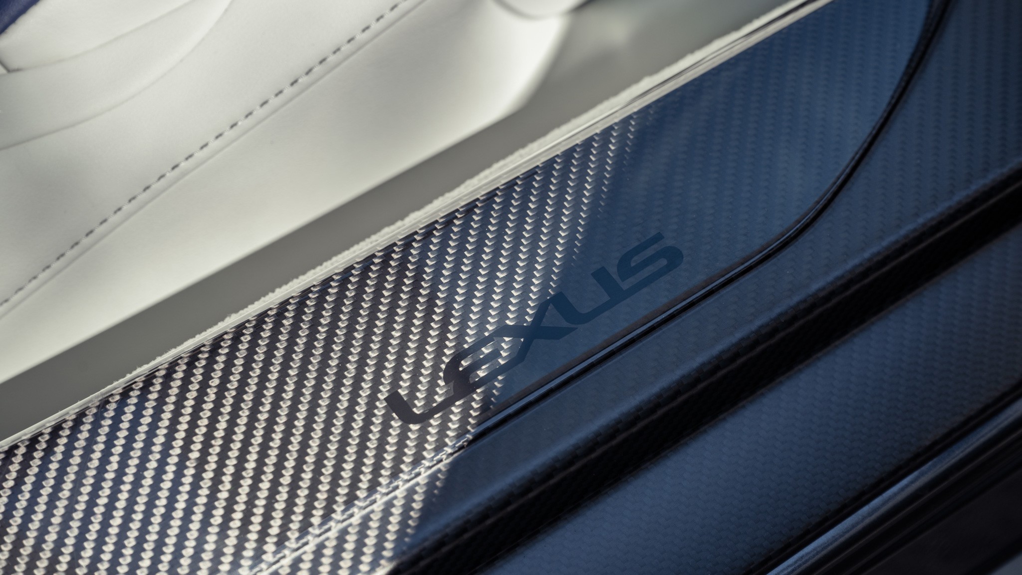 016 2024 Lexus LC500 Convertible