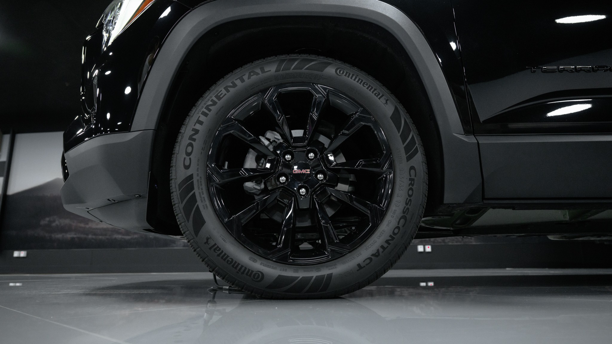 033 2025 GMC Terrain Elevation