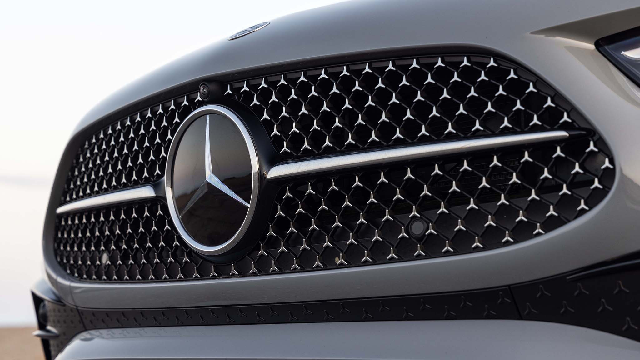 012 2024 mercedes benz cle450 cabriolet grille