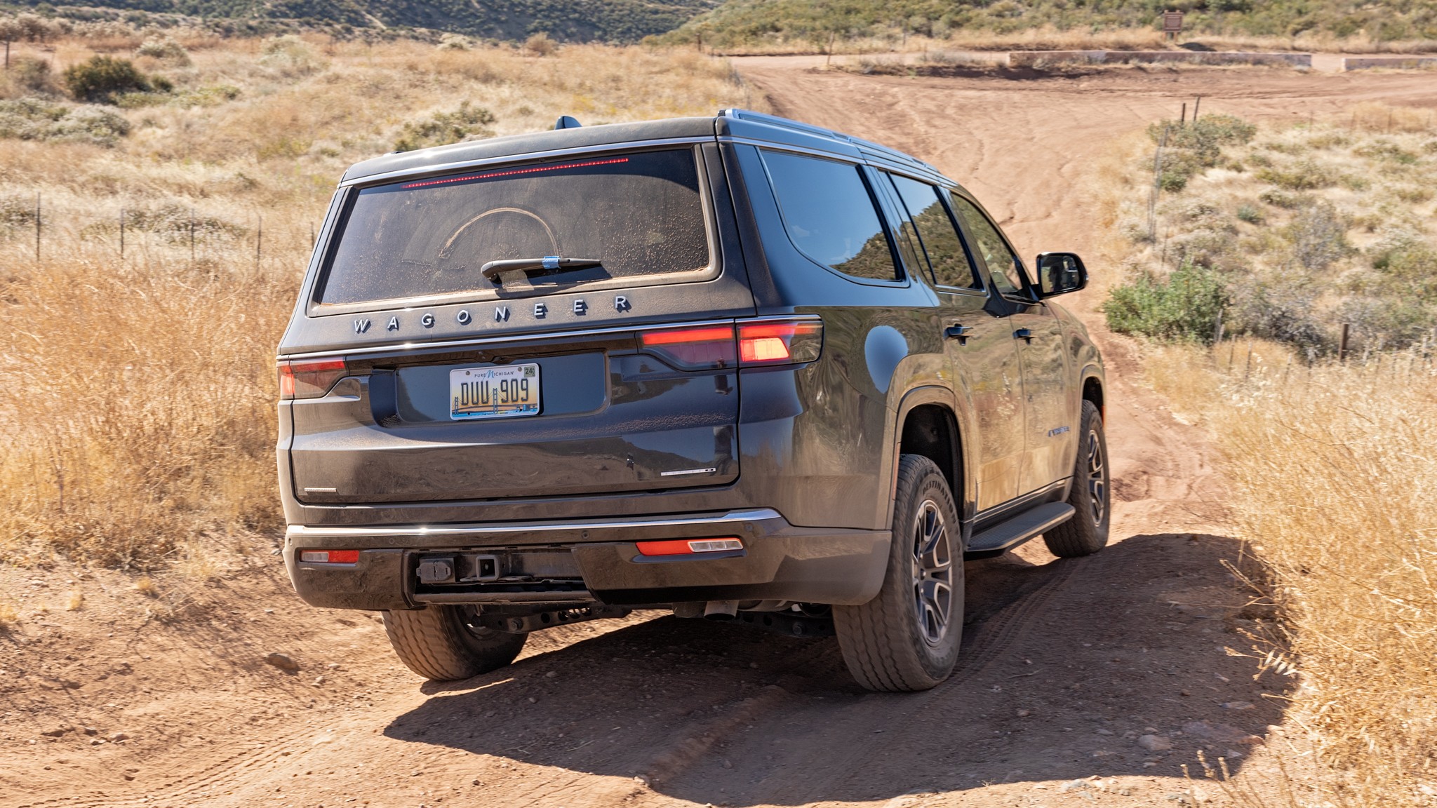 003 2023 Jeep Wagoneer Off Road rear view