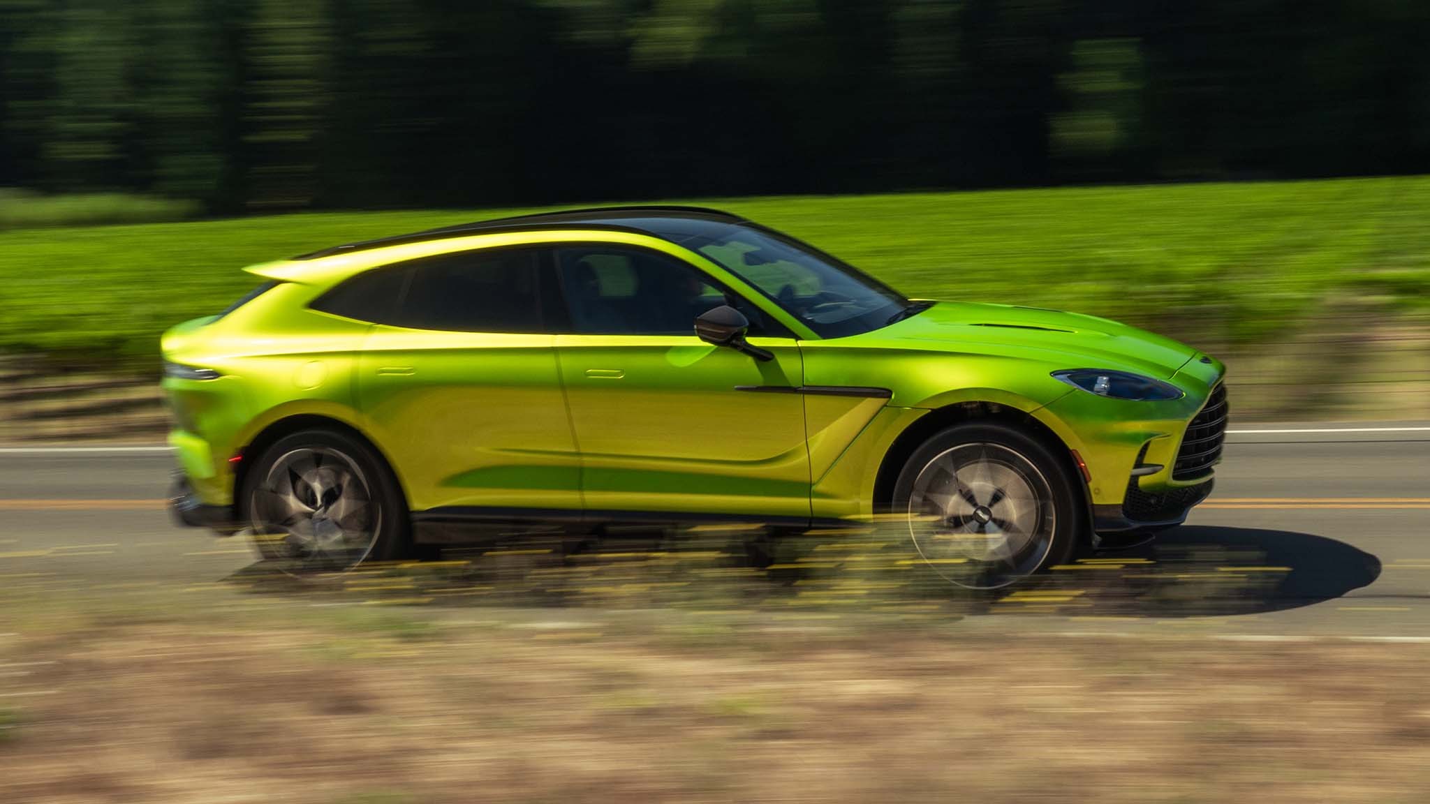 005 2025 aston martin dbx707