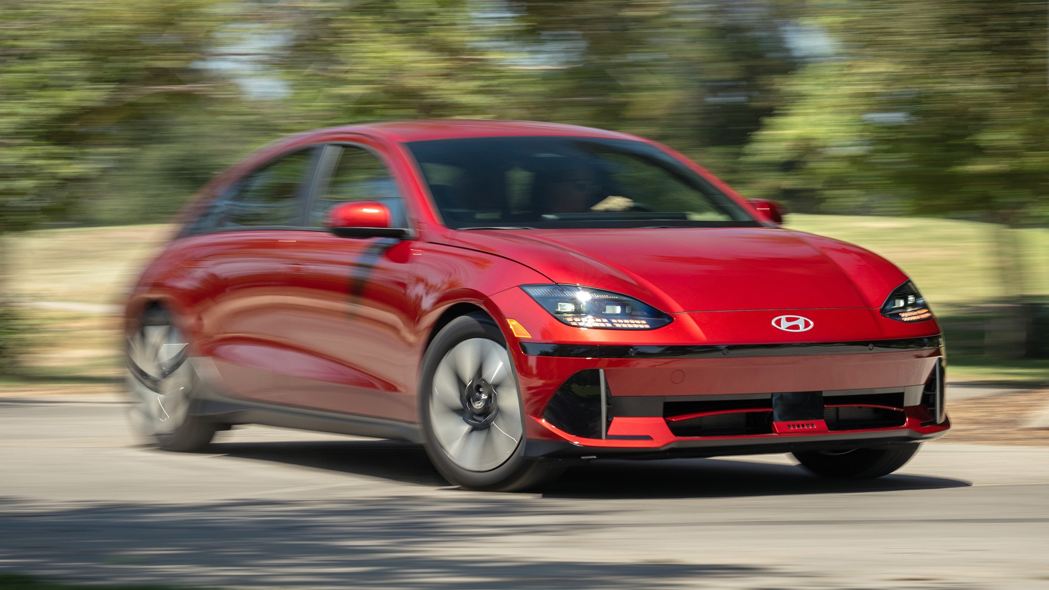 018 2025 Hyundai Ioniq 6 SE front view