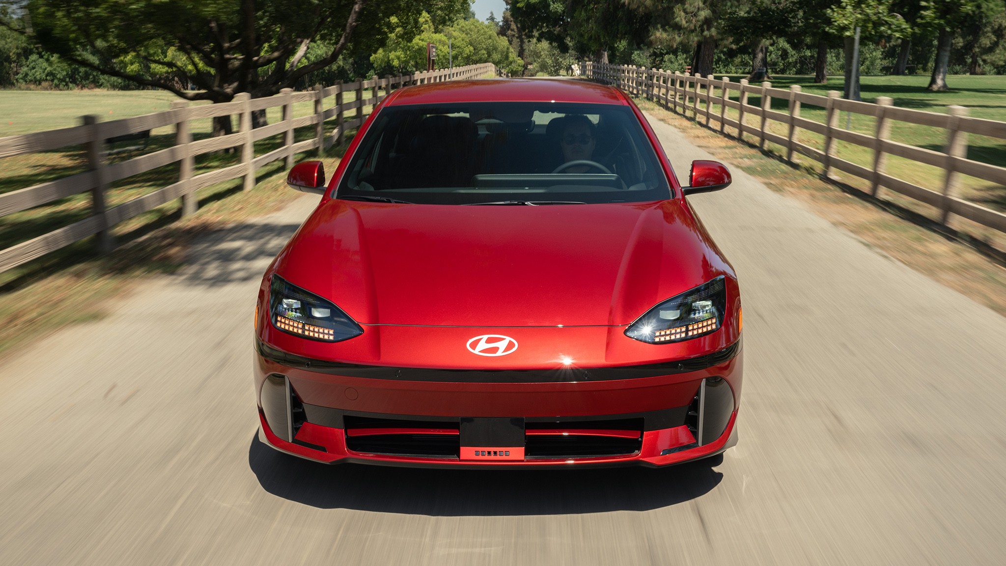 027 2025 Hyundai Ioniq 6 SE front view