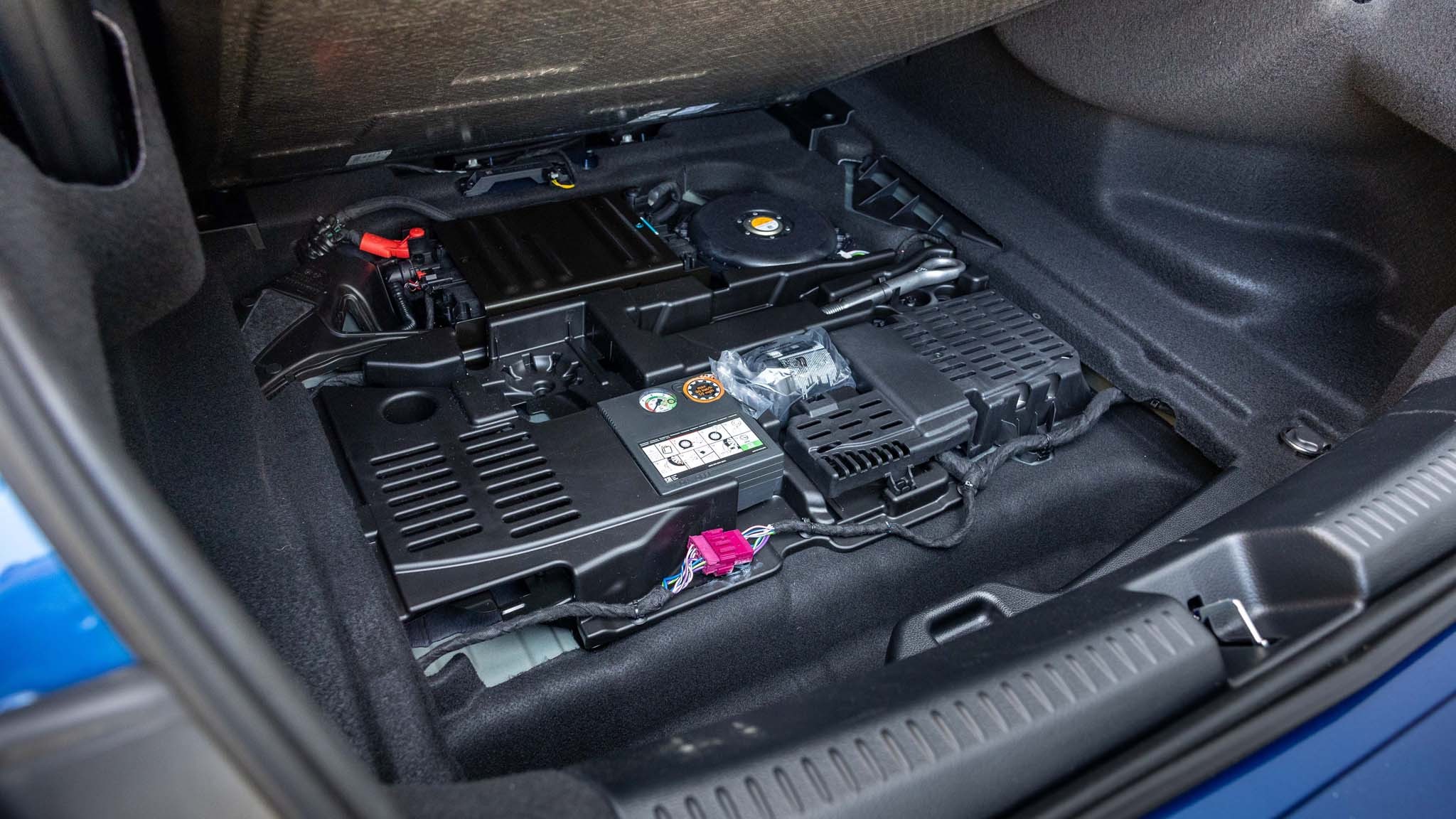 002 2024 Mercedes Benz CLA250