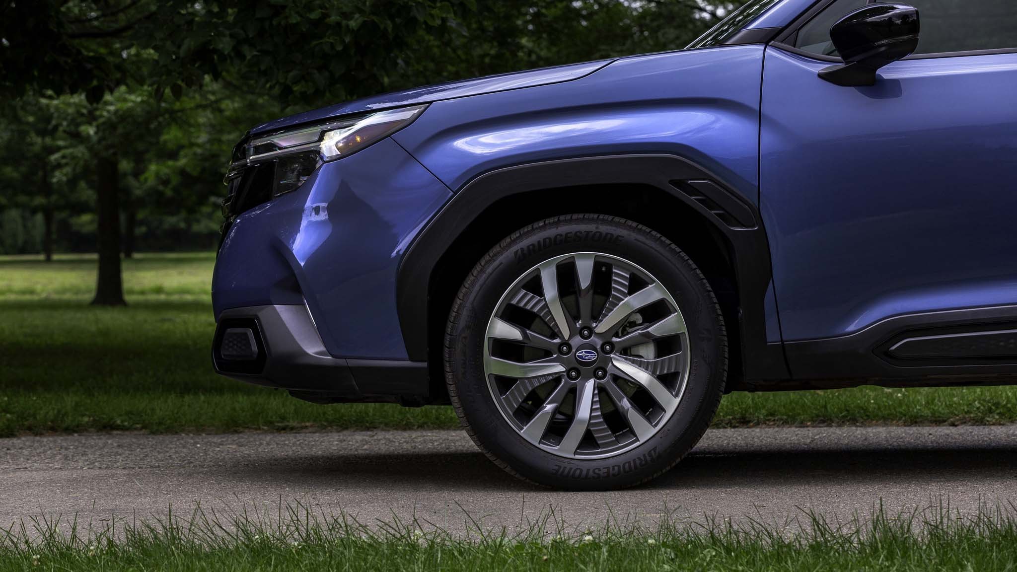 016 2025 Subaru Forester Touring wheel