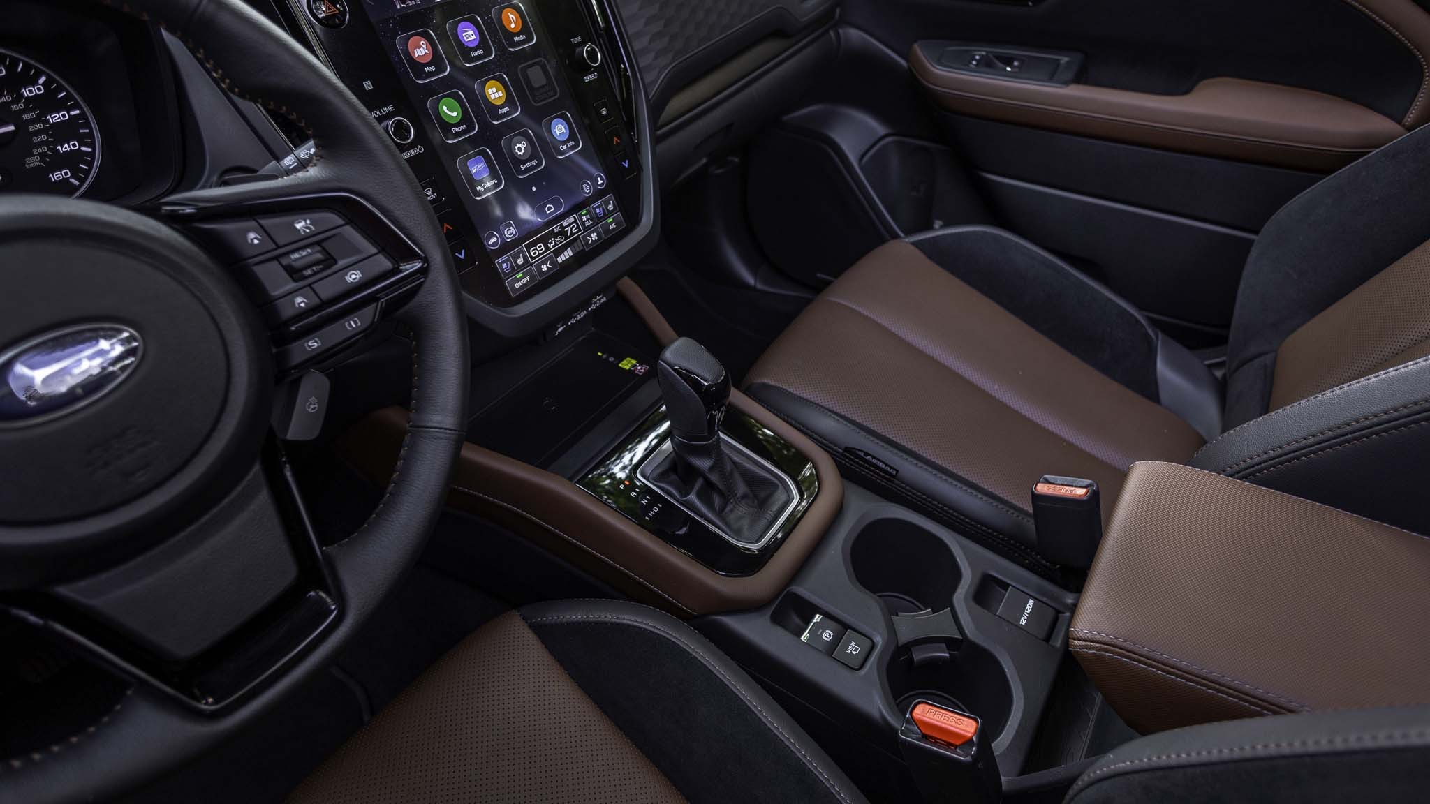 022 2025 Subaru Forester Touring center console