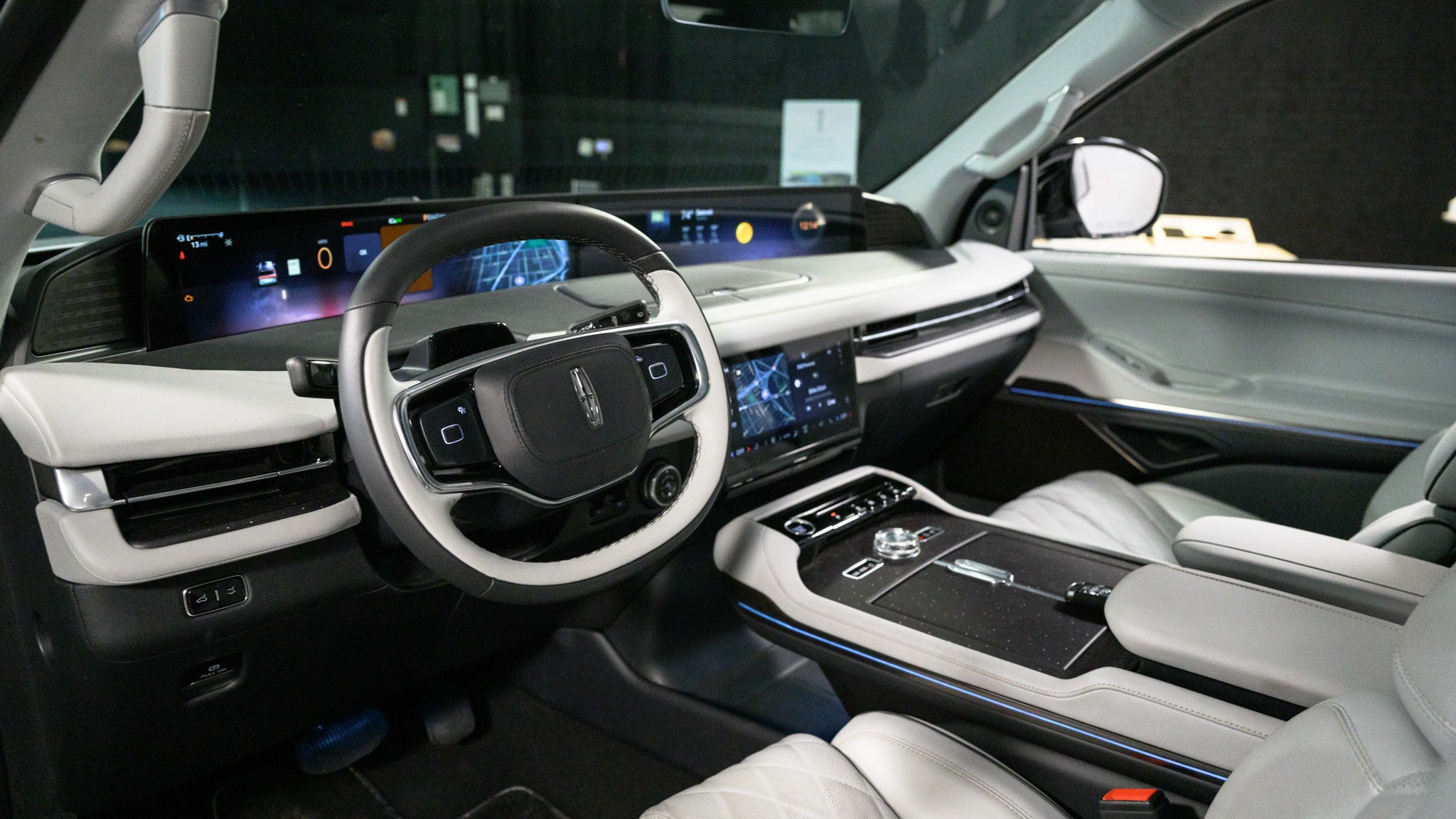 014 2025 Lincoln Navigator interior