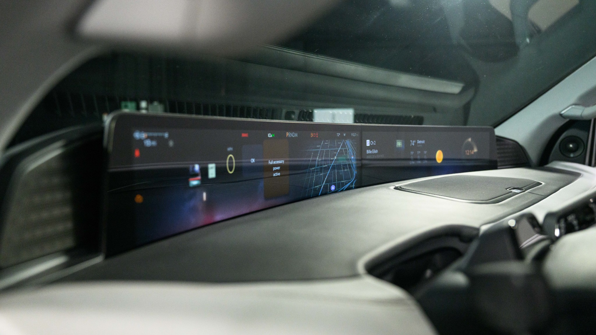 015 2025 Lincoln Navigator screen