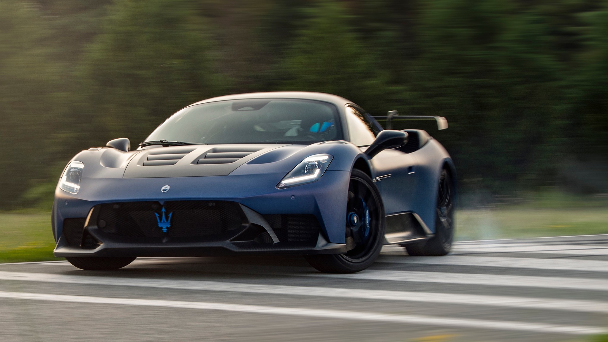 10 Maserati GT2 Stradale