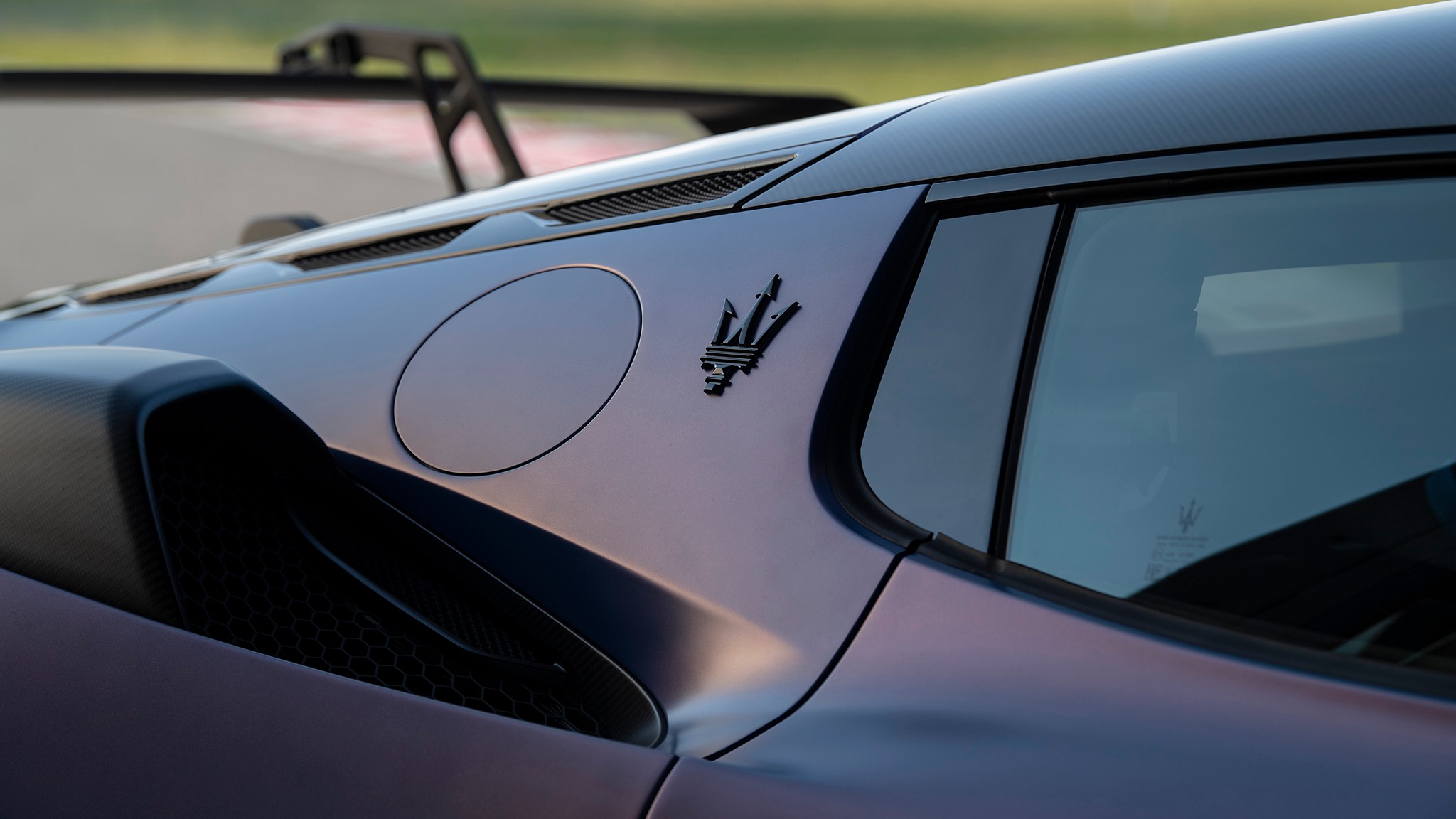 11 Maserati GT2 Stradale