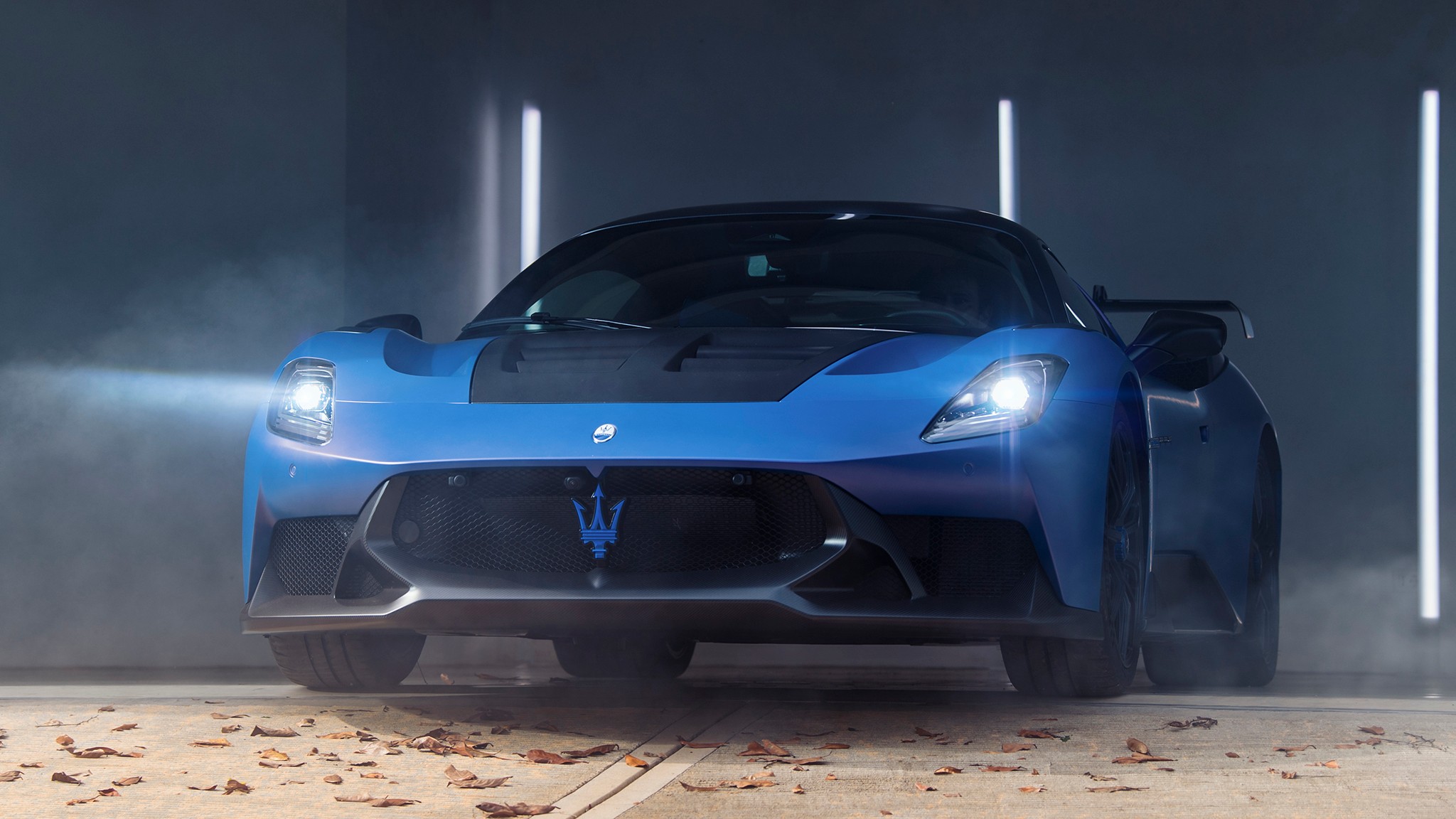 13 Maserati GT2 Stradale