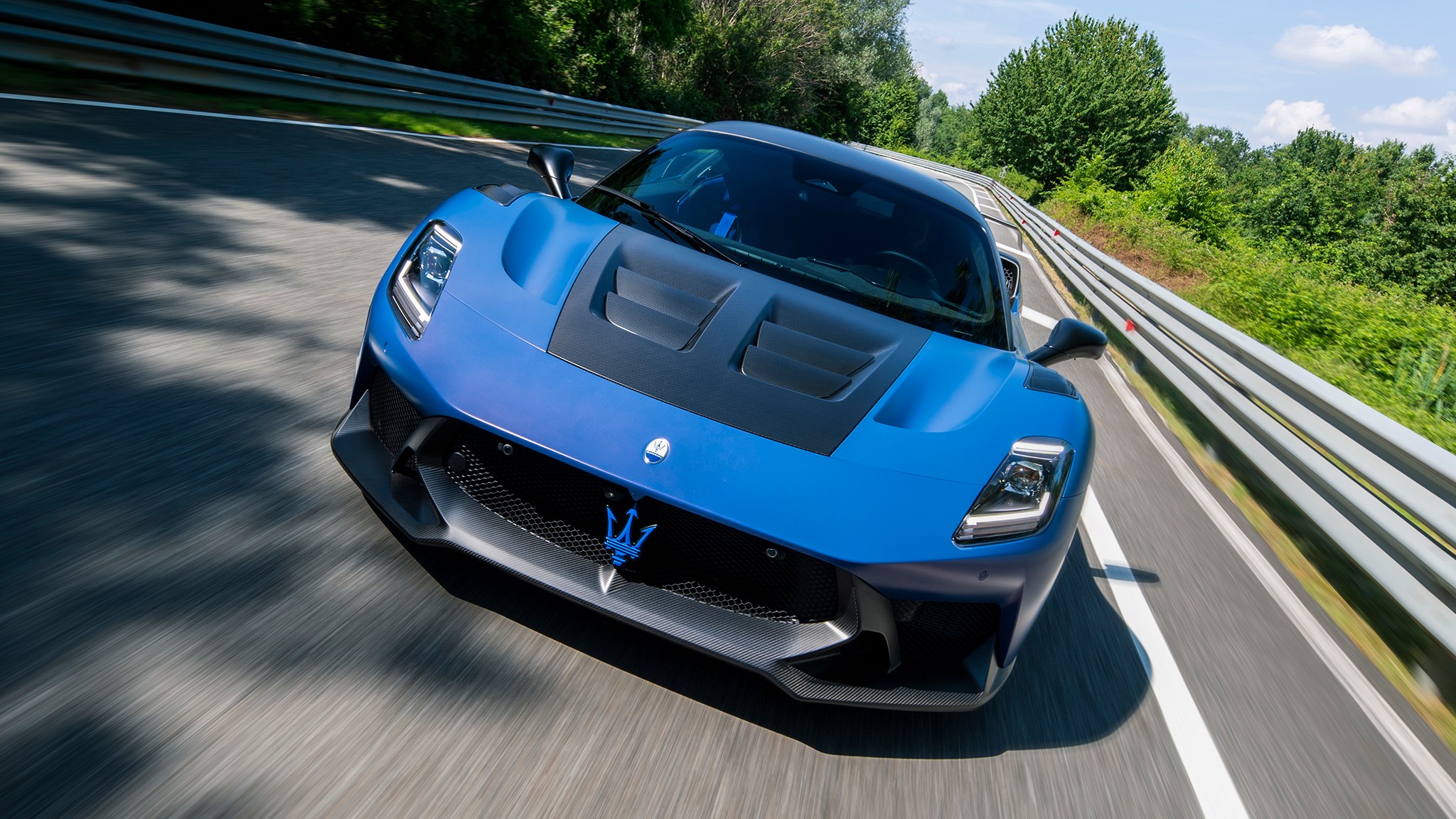 19 Maserati GT2 Stradale