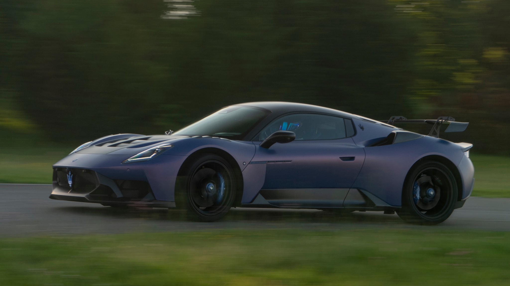 26 Maserati GT2 Stradale