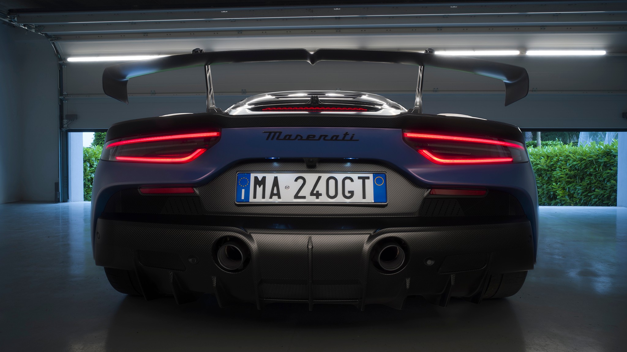 37 Maserati GT2 Stradale