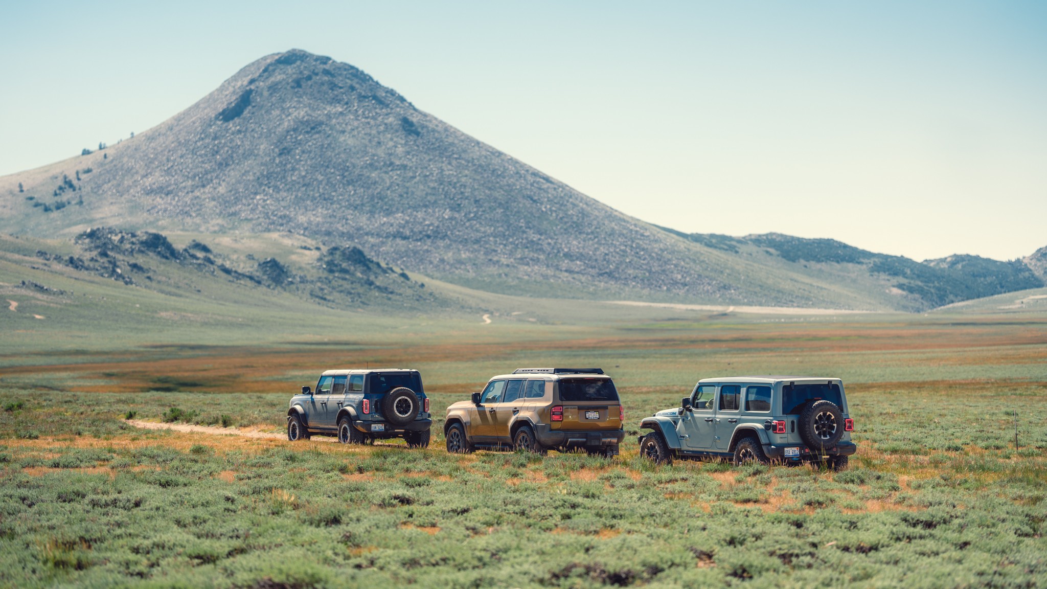 004 OffRoad SUV Comparo LandCruiser Wrangler Bronco