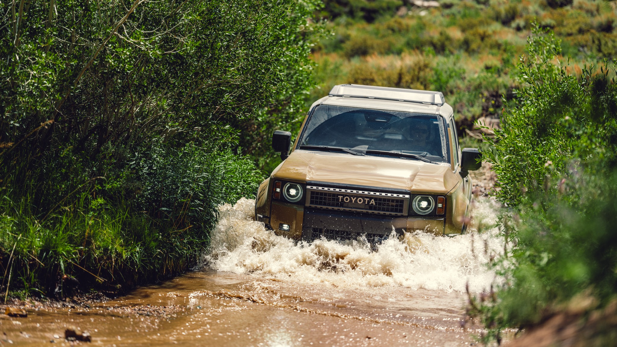 017 OffRoad SUV Comparo LandCruiser Wrangler Bronco