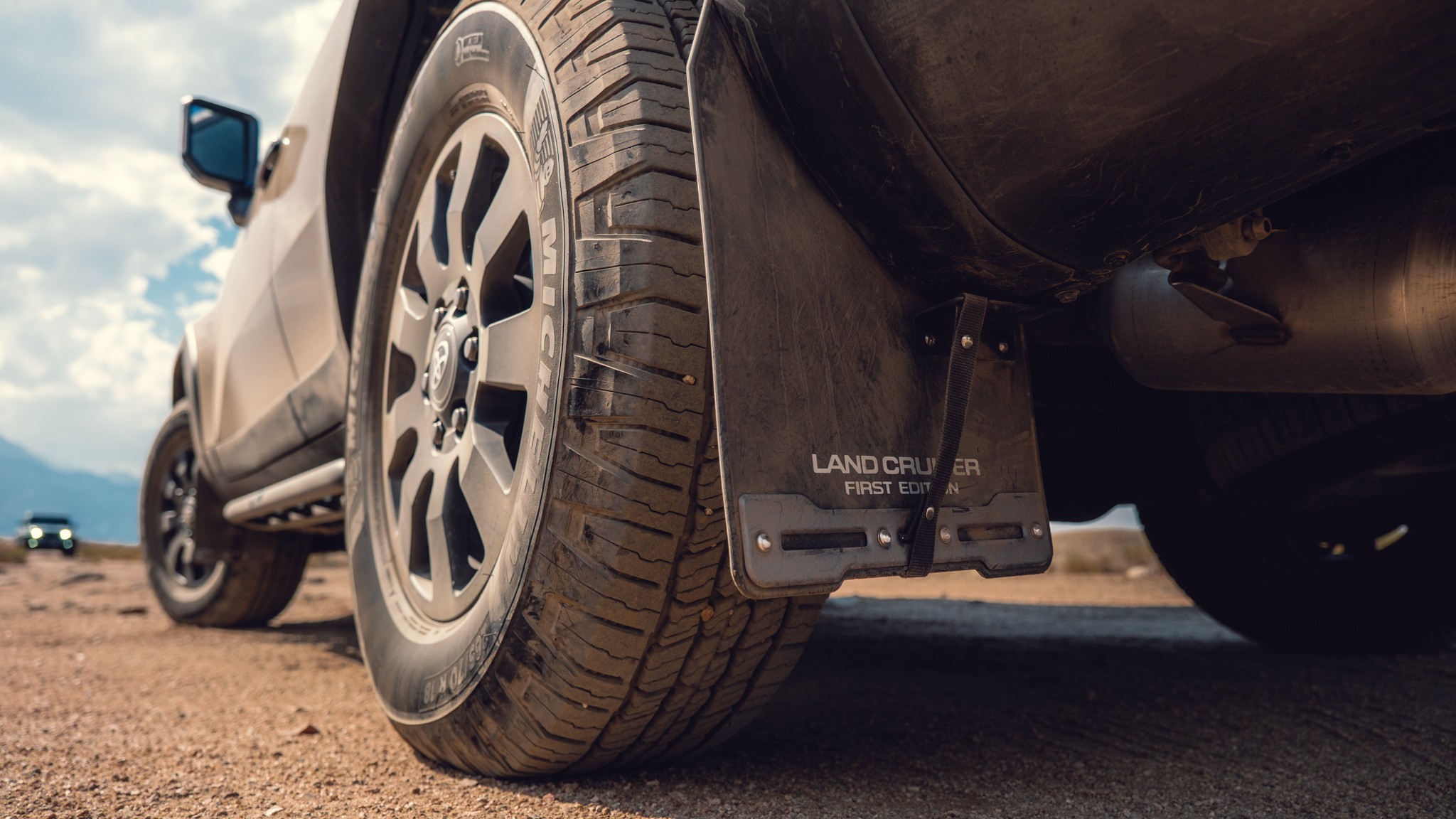 030 OffRoad SUV Comparo LandCruiser Wrangler Bronco