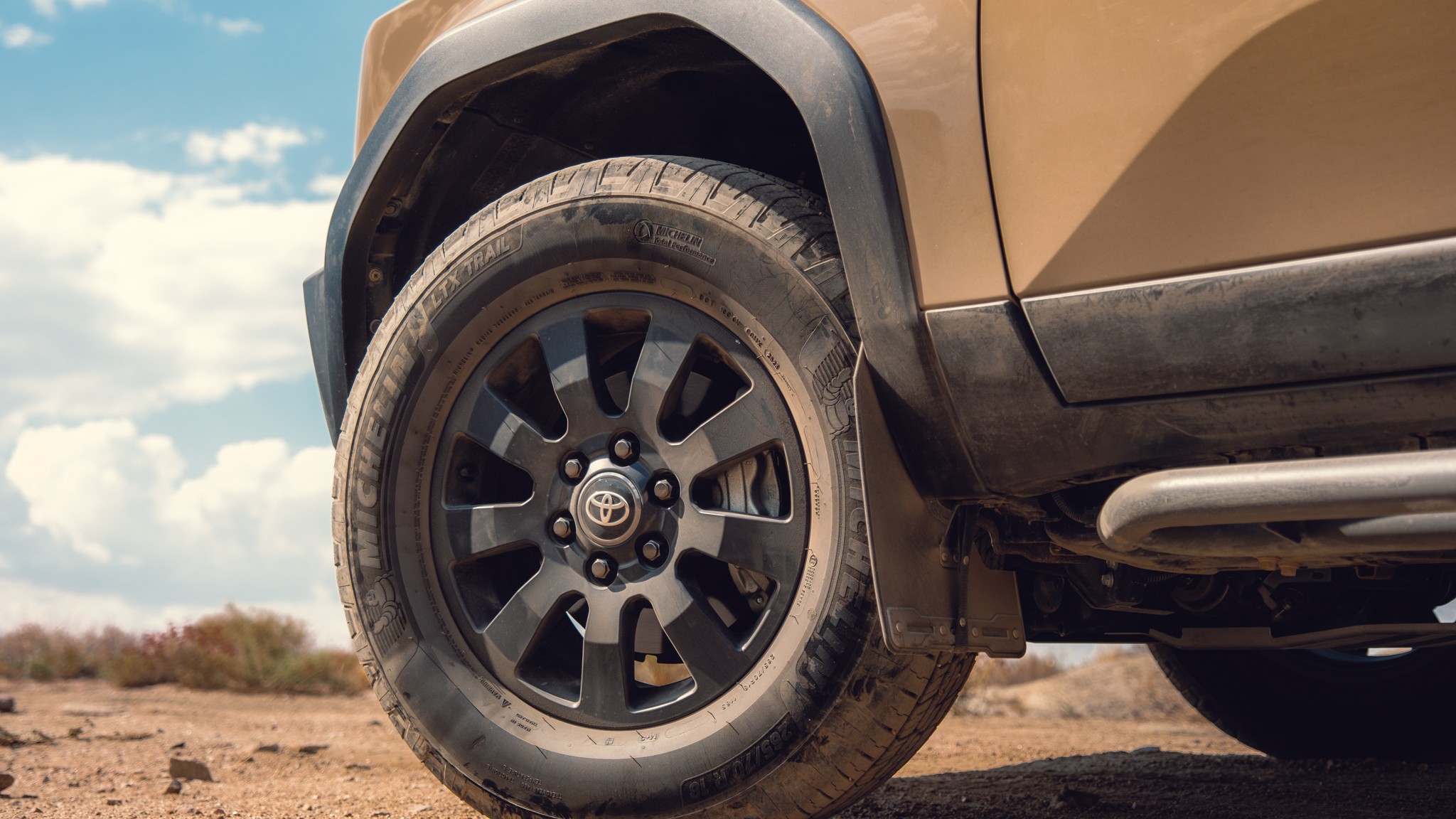 033 OffRoad SUV Comparo LandCruiser Wrangler Bronco