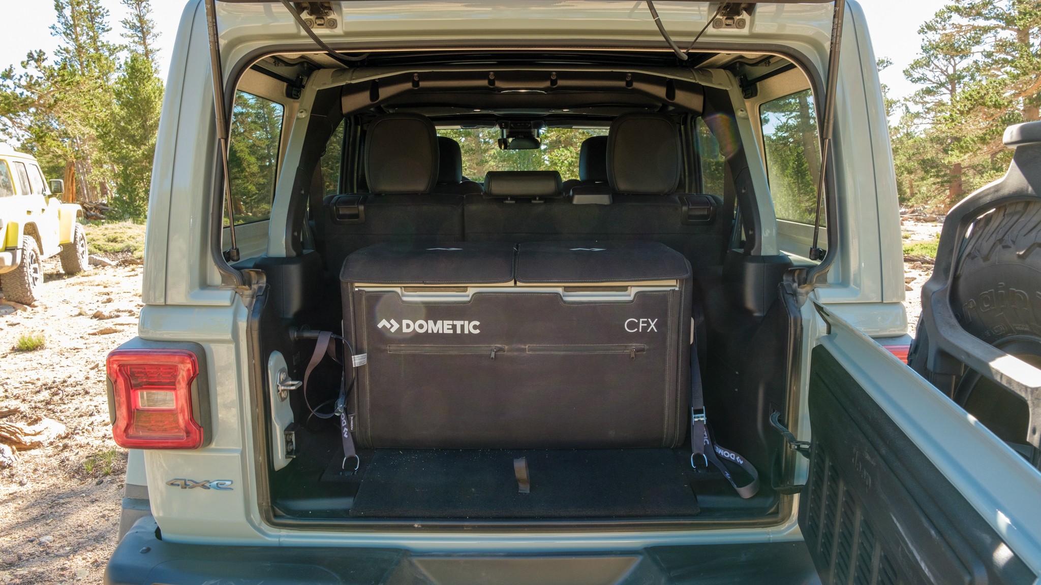 040 OffRoad SUV Comparo LandCruiser Wrangler Bronco