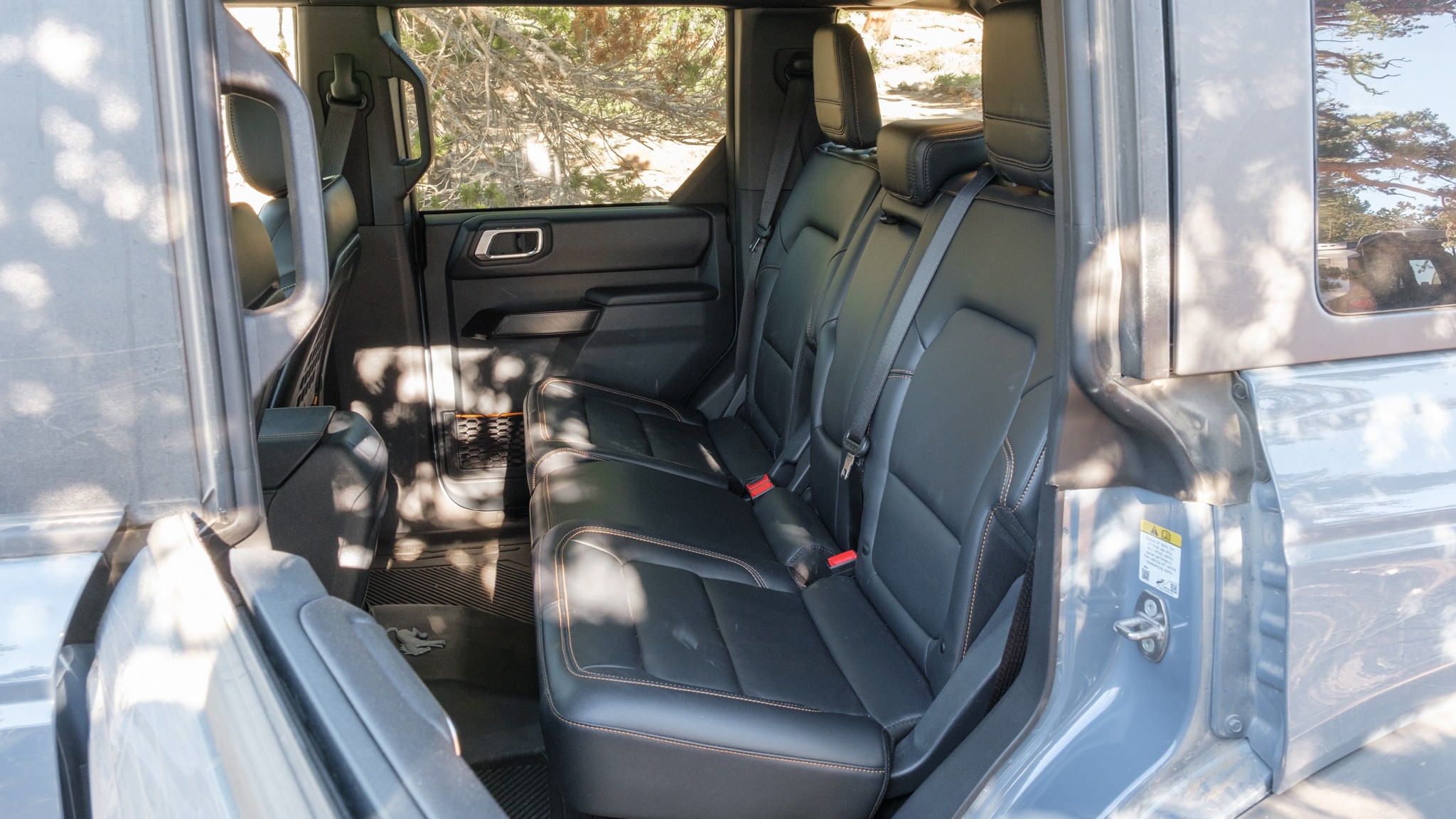 049 OffRoad SUV Comparo LandCruiser Wrangler Bronco