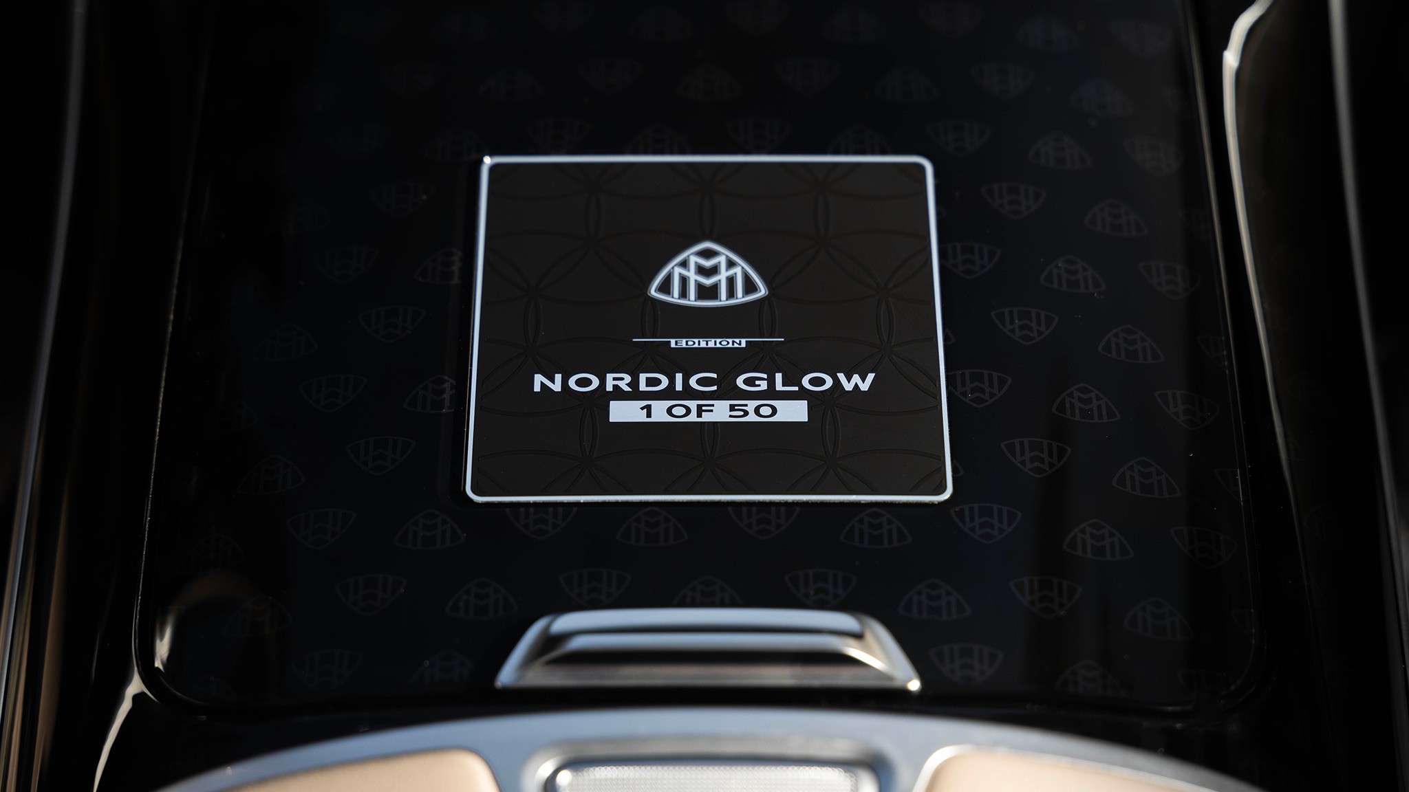 2025 Mercedes Maybach S680 Edition Nordic Glow 21