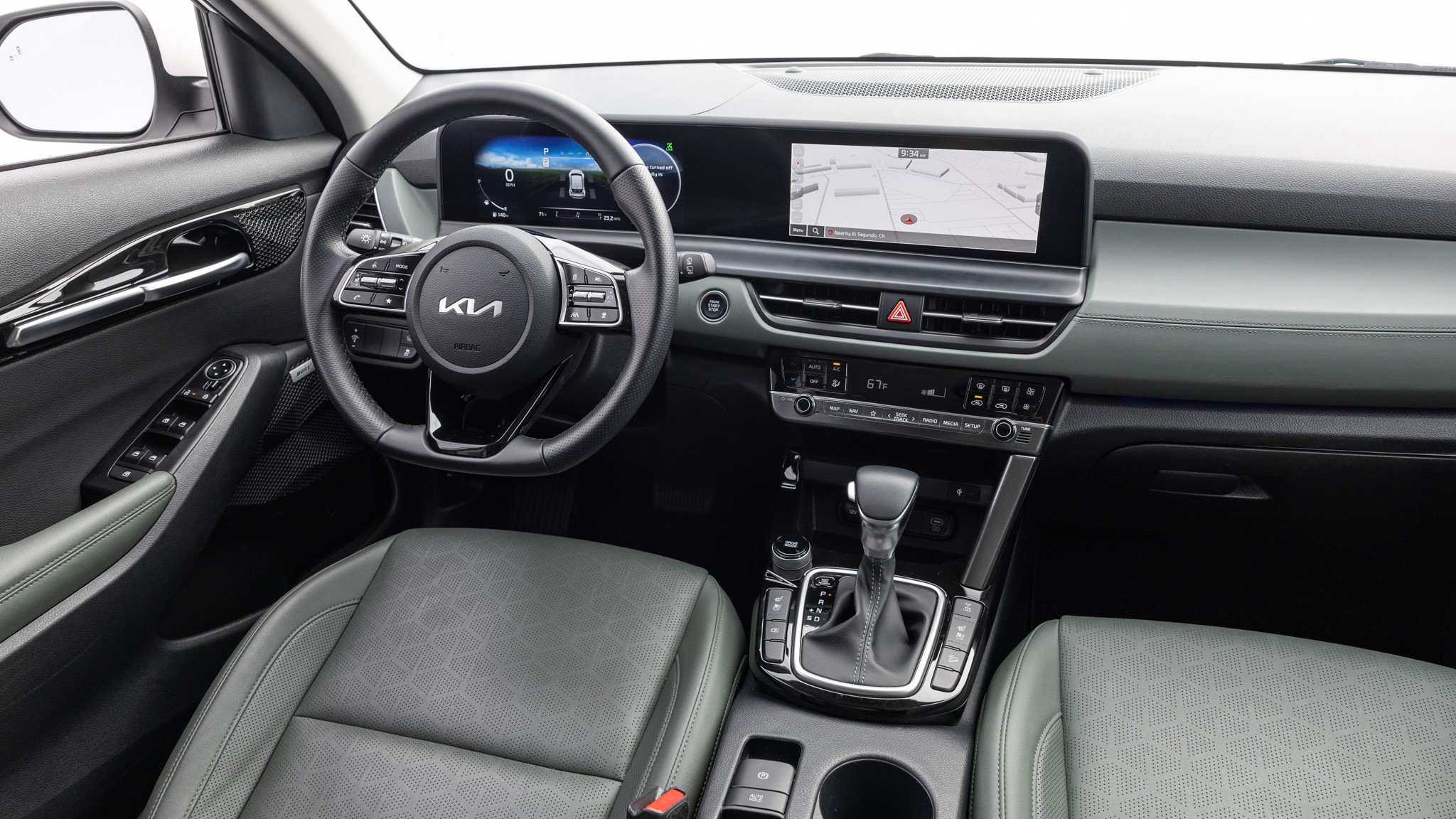 030 2024 Kia Seltos interior