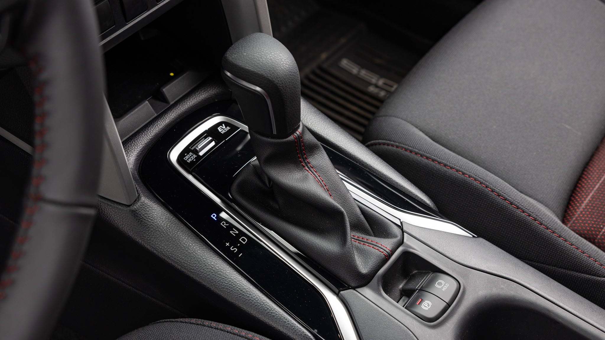 054 2024 Toyota Corolla Cross