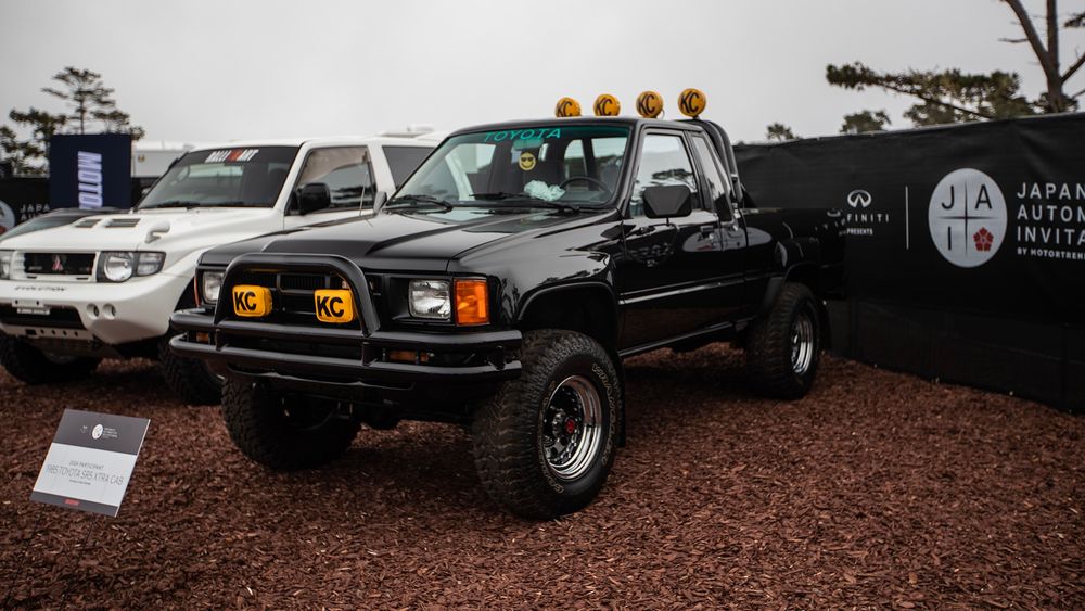1985 Toyota SR5 Xtra Cab Back to the Future JAI 2024