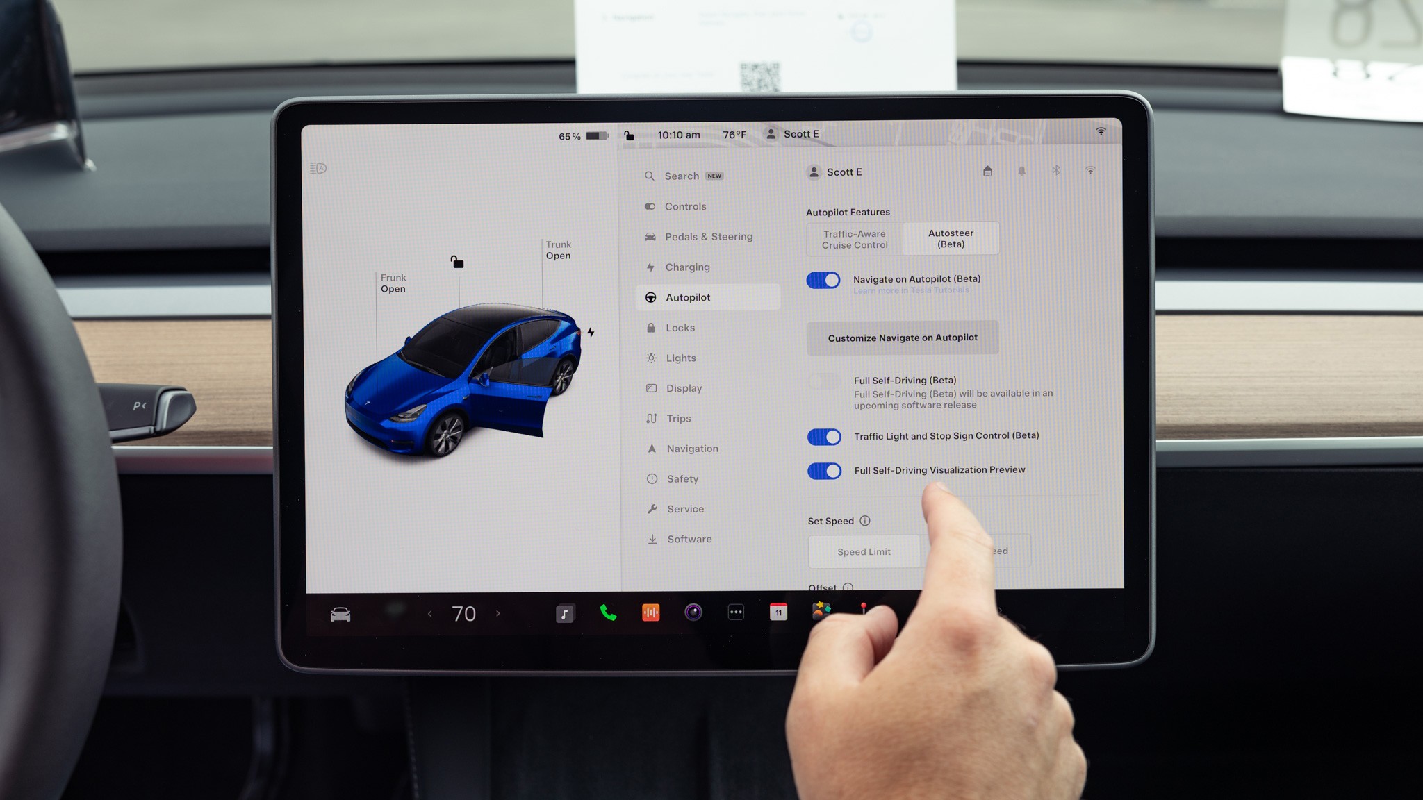 1 2024 Tesla Model Y interior