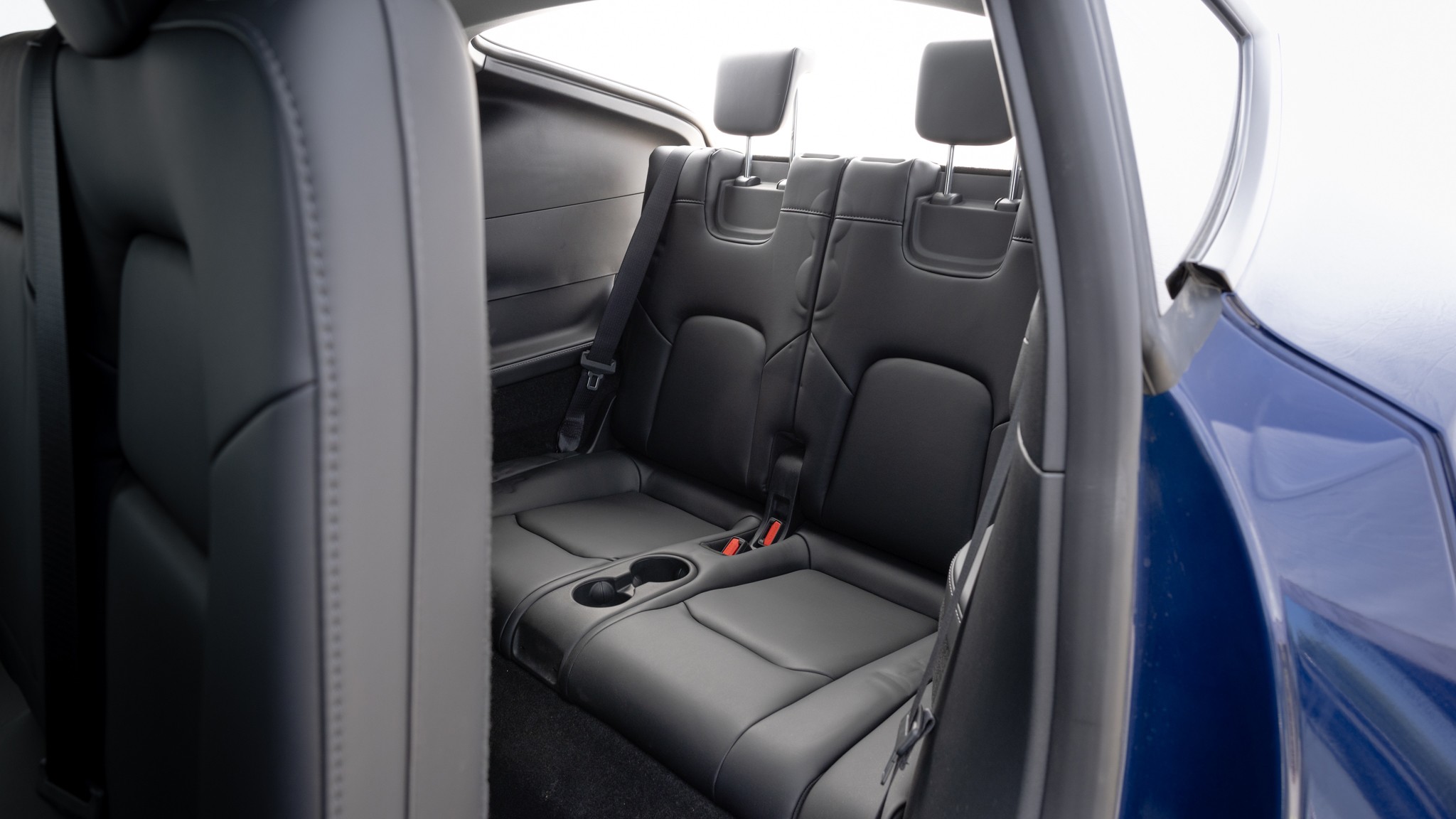 7 2024 Tesla Model Y interior