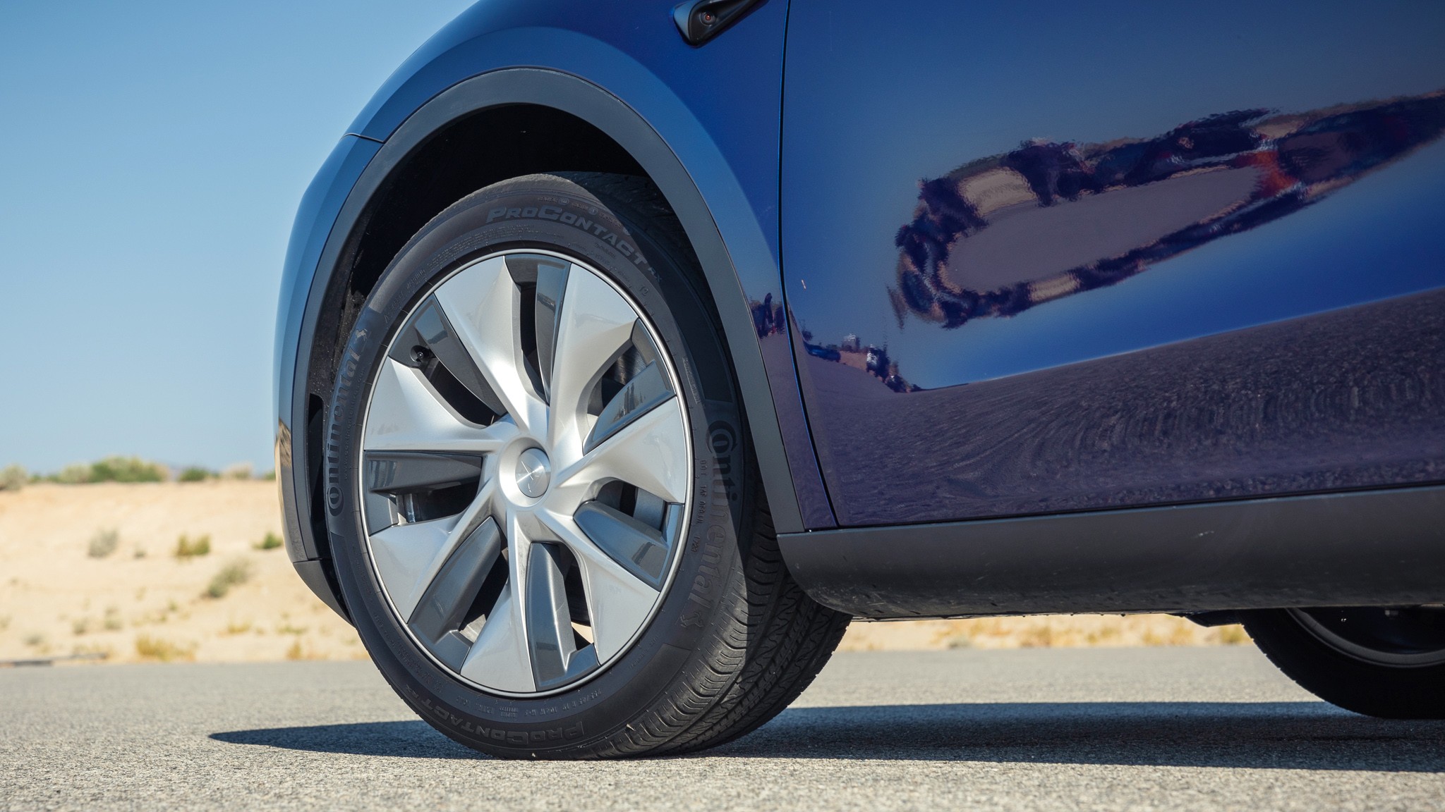 22 2024 Tesla Model Y tire wheel