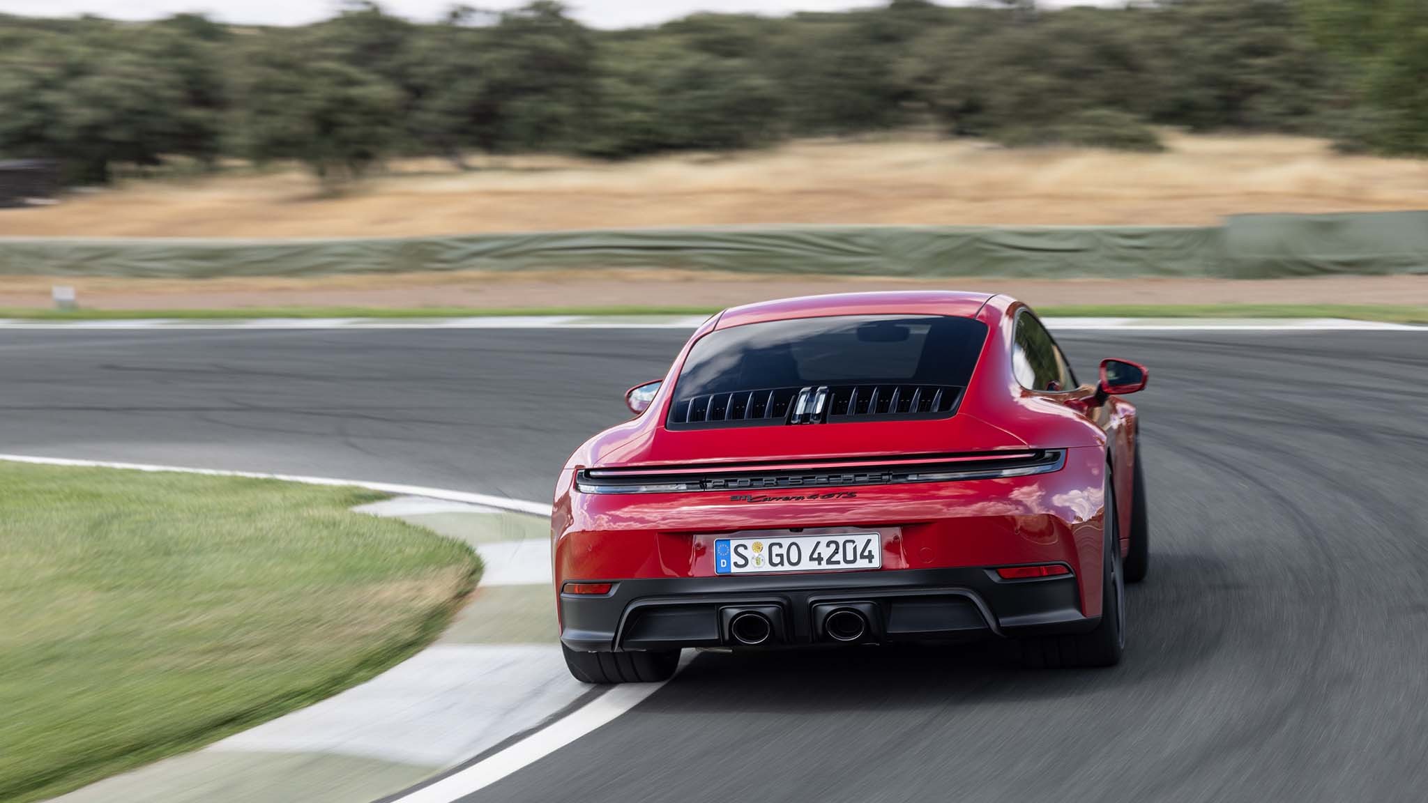 014 2025 porsche 911 carrera gts hybrid