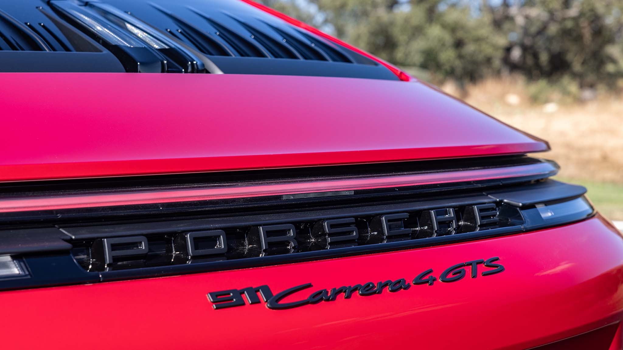 017 2025 porsche 911 carrera gts hybrid