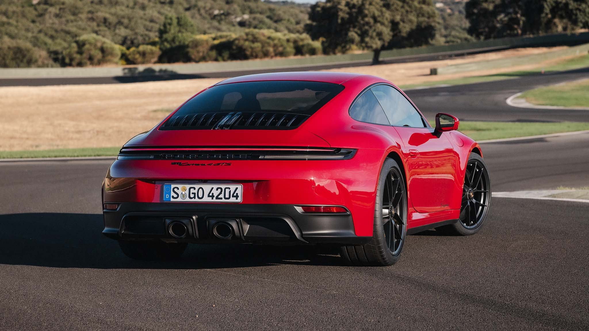 020 2025 porsche 911 carrera gts hybrid