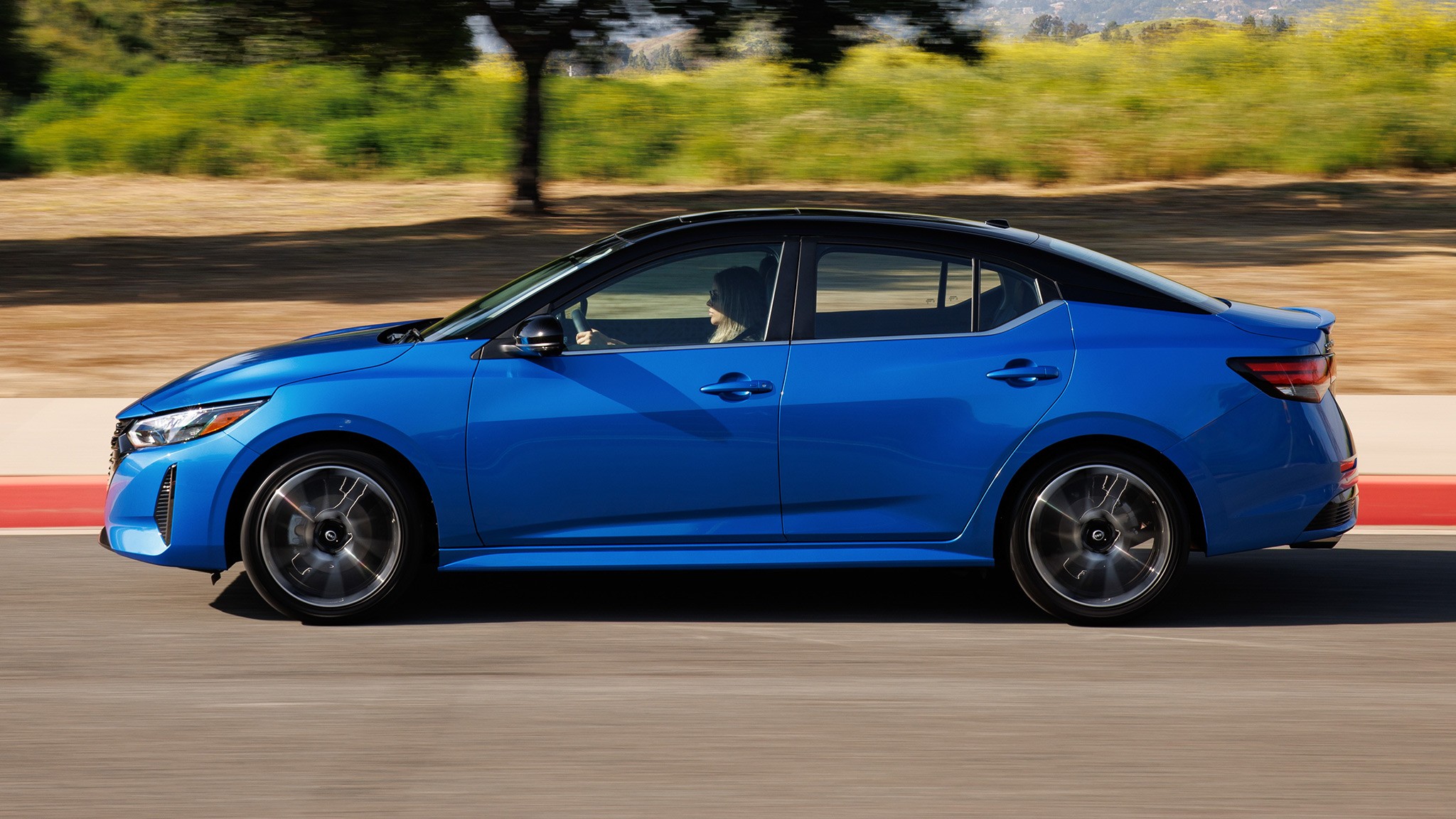 2025 Nissan Sentra sedan 7