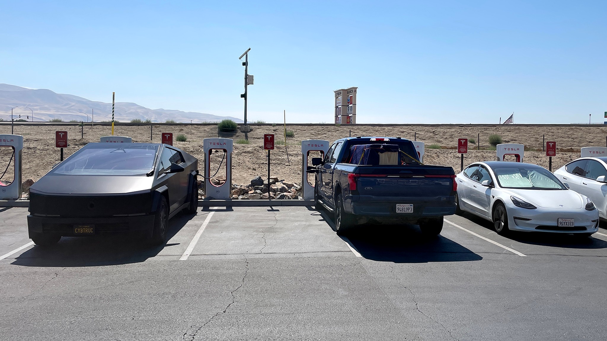 7 2022 Ford F 150 Lightning Upd 14