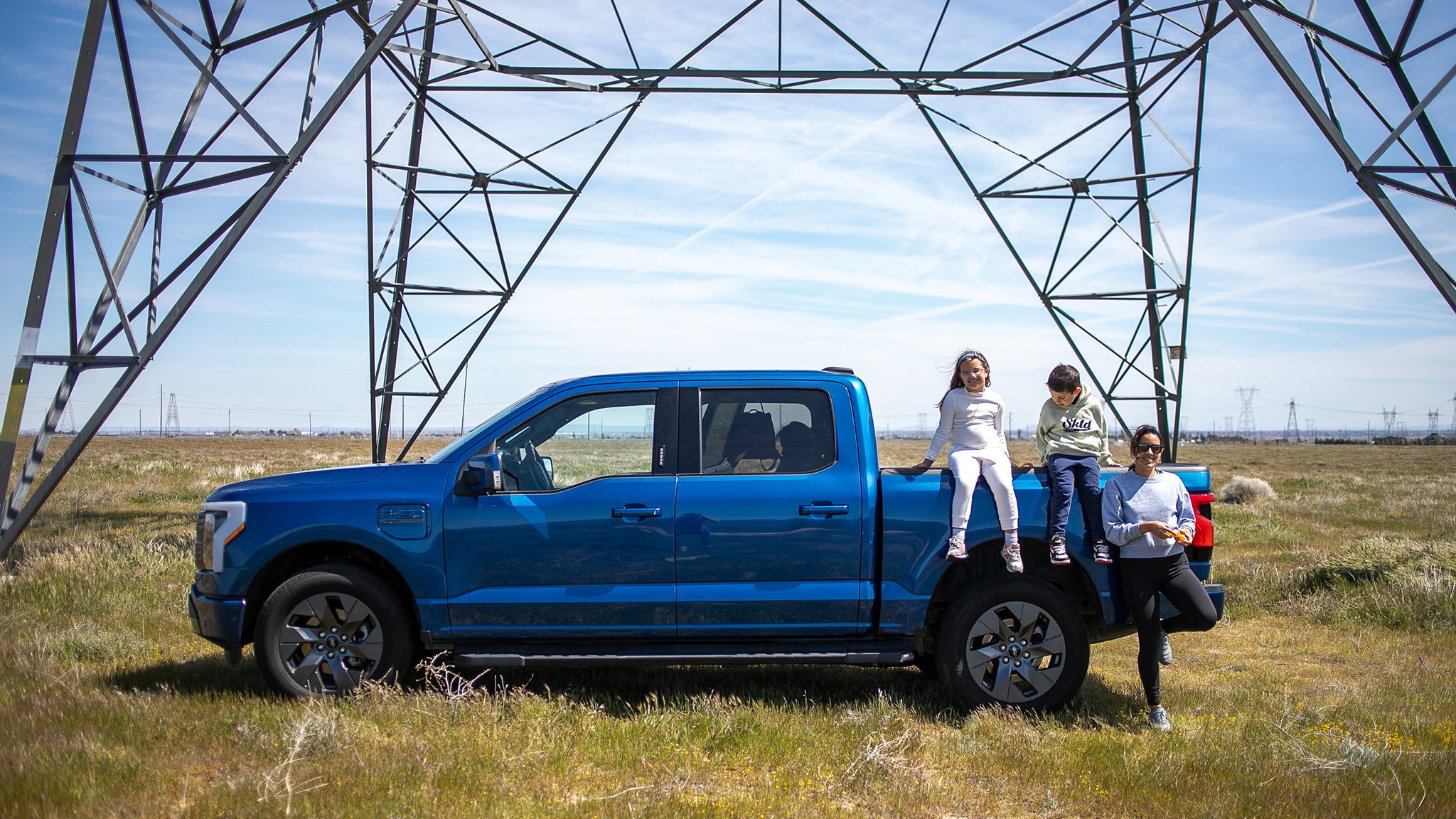 1 2022 Ford F 150 Lightning Upd 14