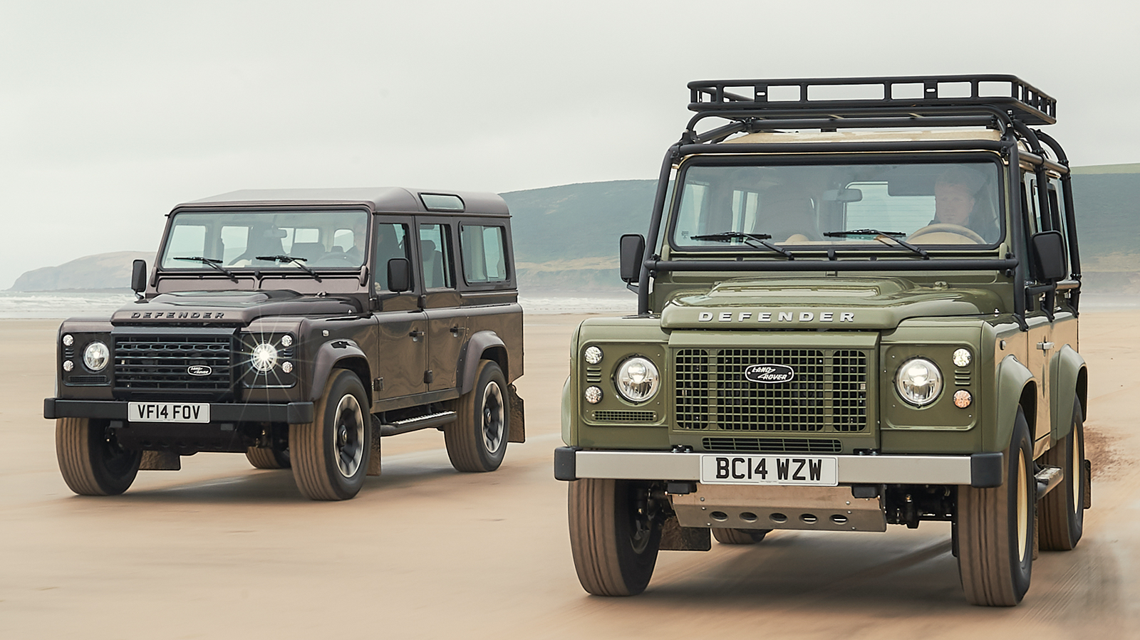 Land Rover Defender V 8 Classic Restomod 12