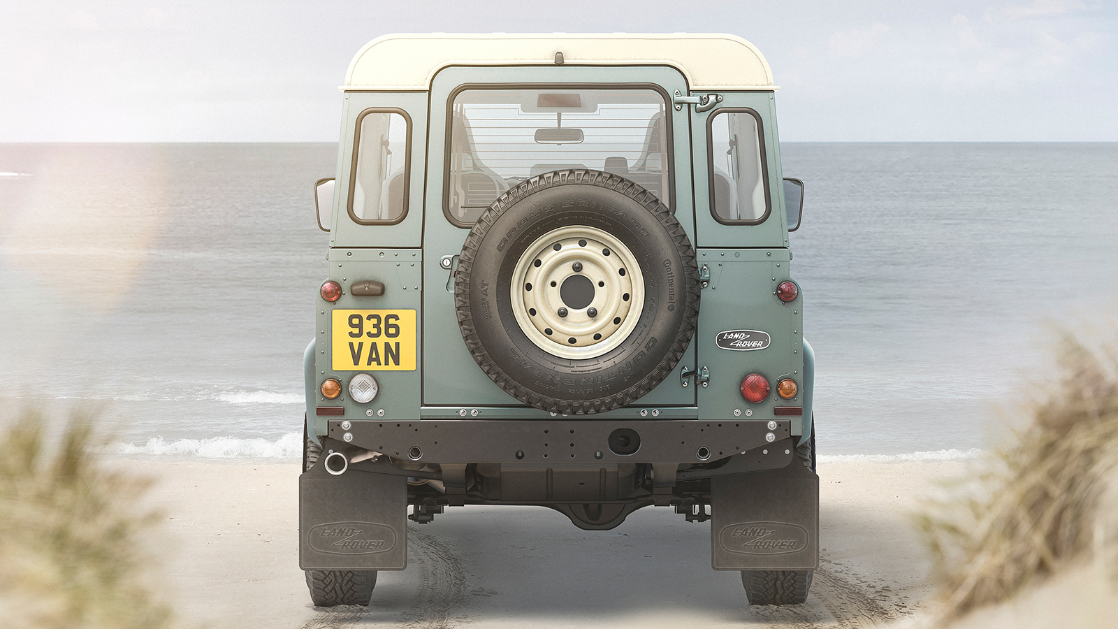 Land Rover Defender V 8 Classic Restomod 7