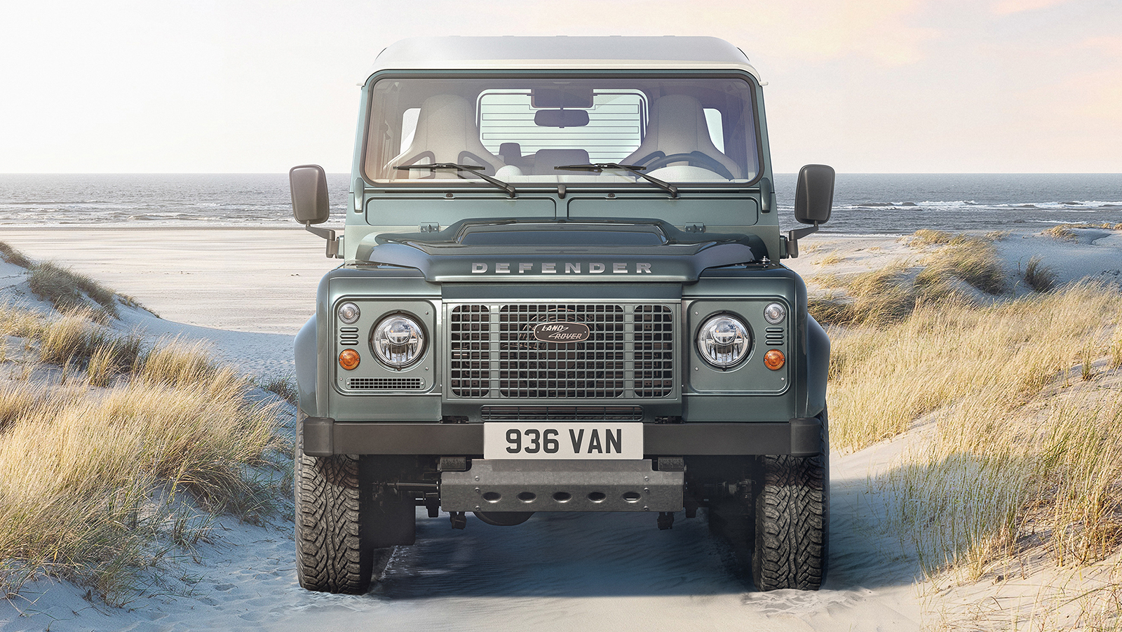 Land Rover Defender V 8 Classic Restomod 6