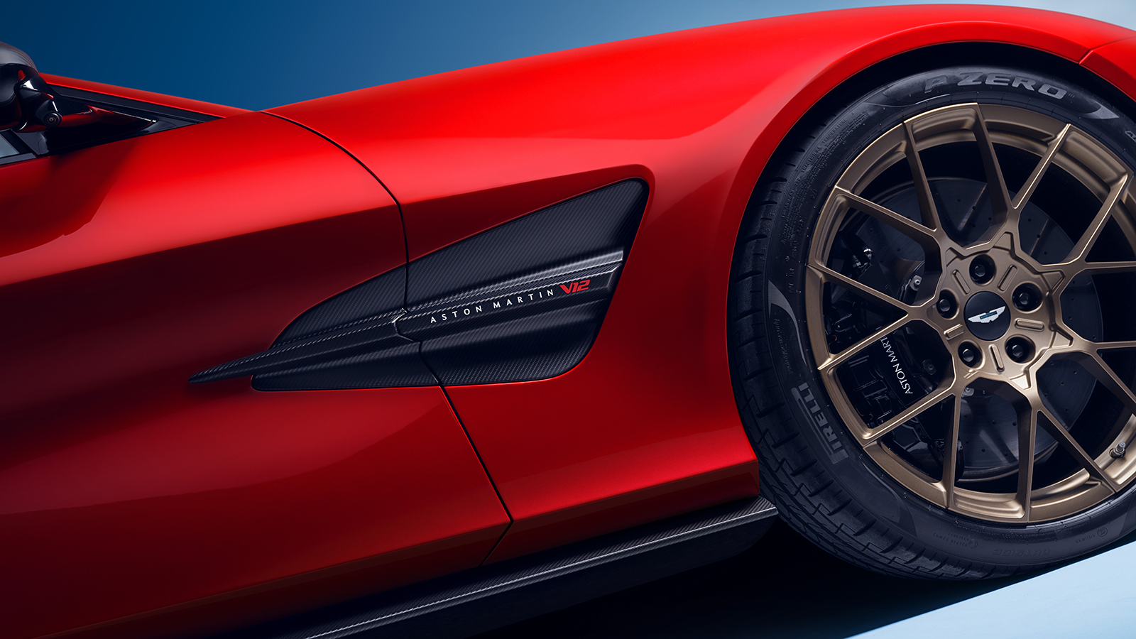 2025 Aston Martin Vanquish V 12 GT 9