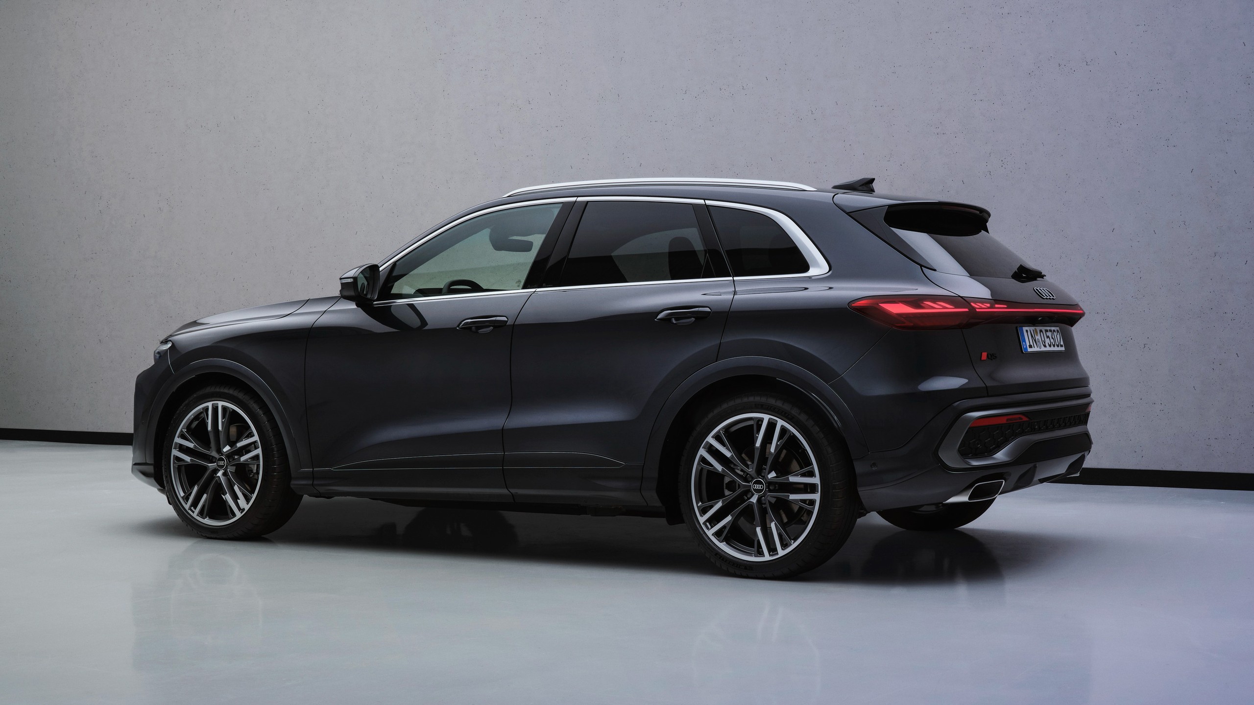 2026 Audi Q5 and SQ5 22