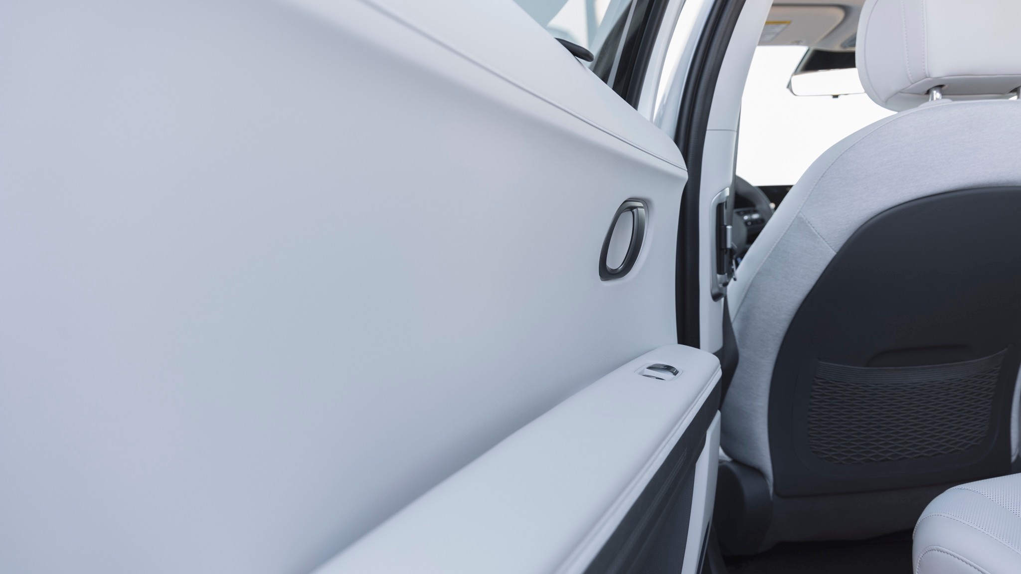 2025 Hyundai Ioniq 5 Limited 14