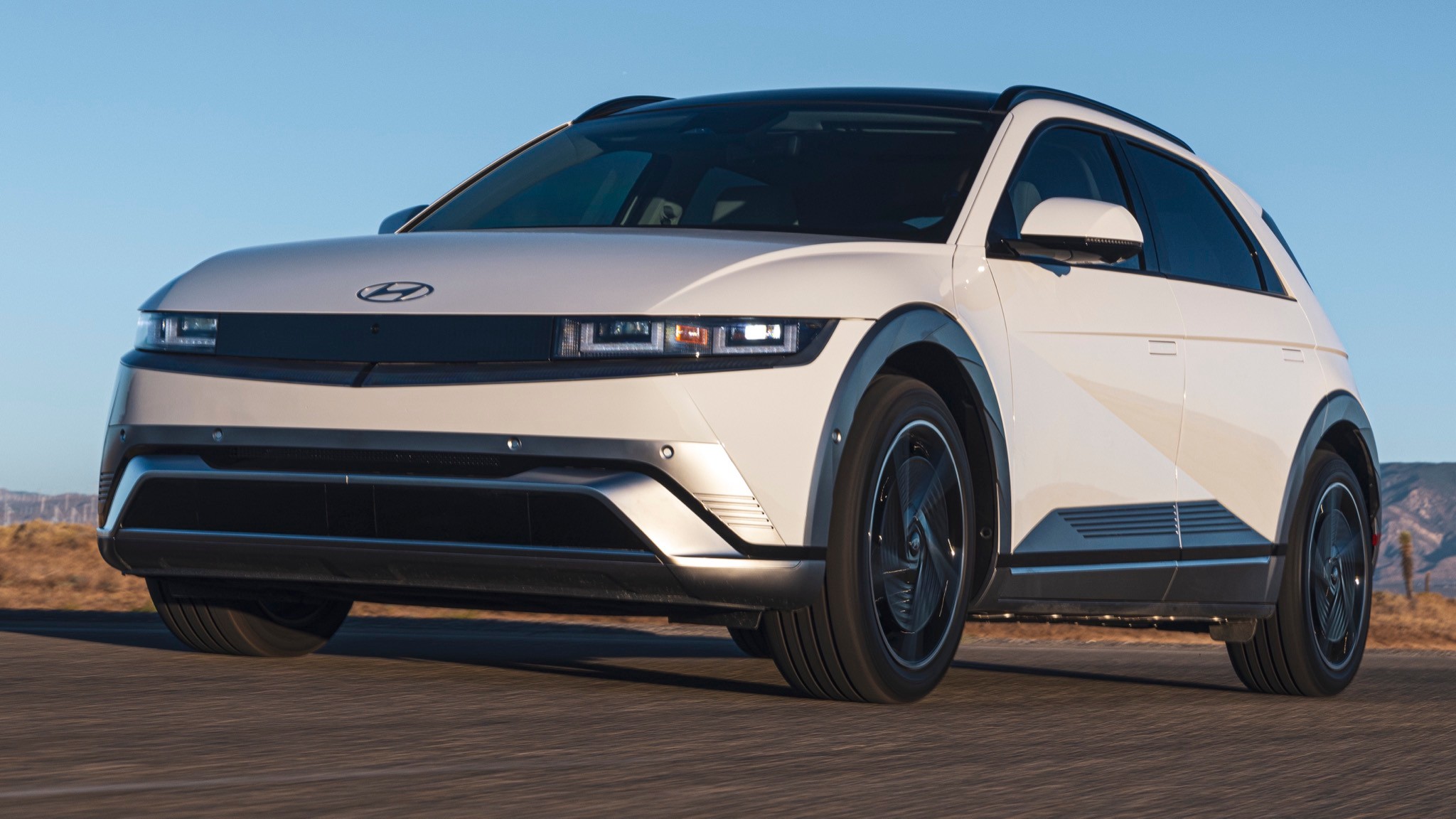 2025 Hyundai Ioniq 5 Limited 16