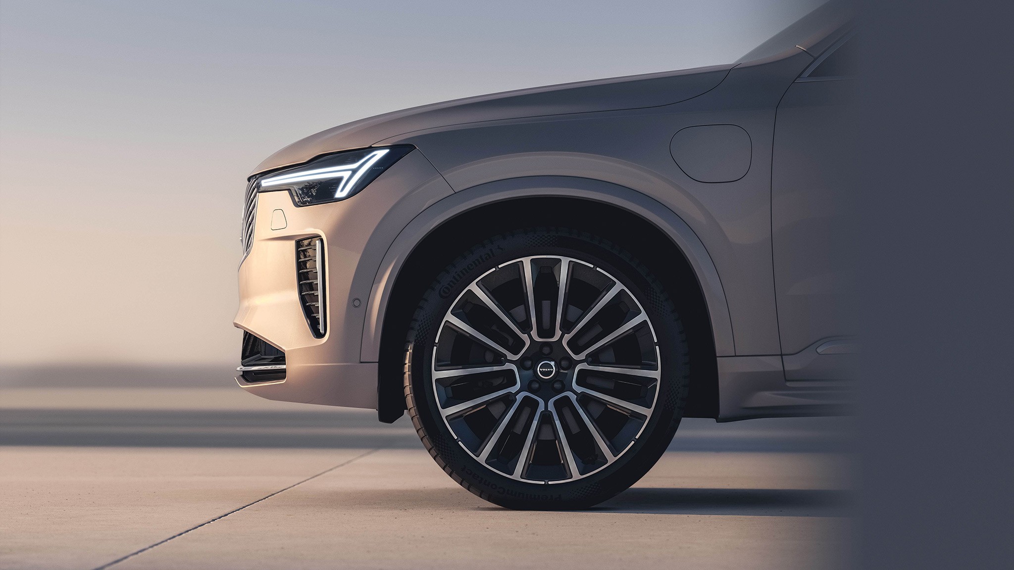 2025 5 Volvo XC90 SUV debut 1