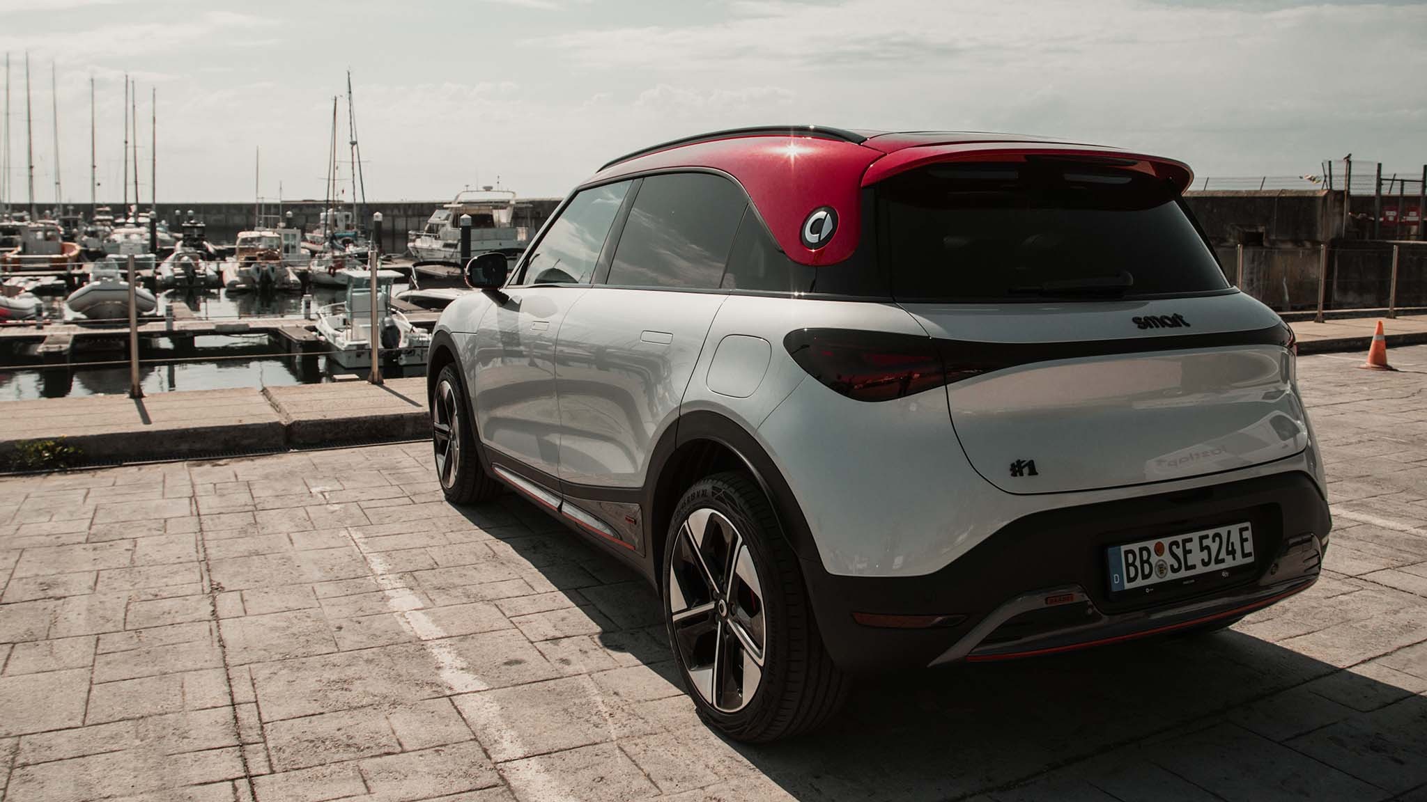 eu brabus cybersilver radiantred backside left lisbon