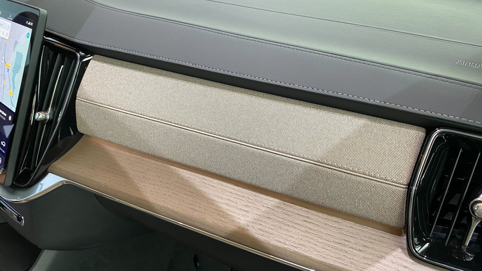 2025 5 Volvo XC90 SUV debut 17